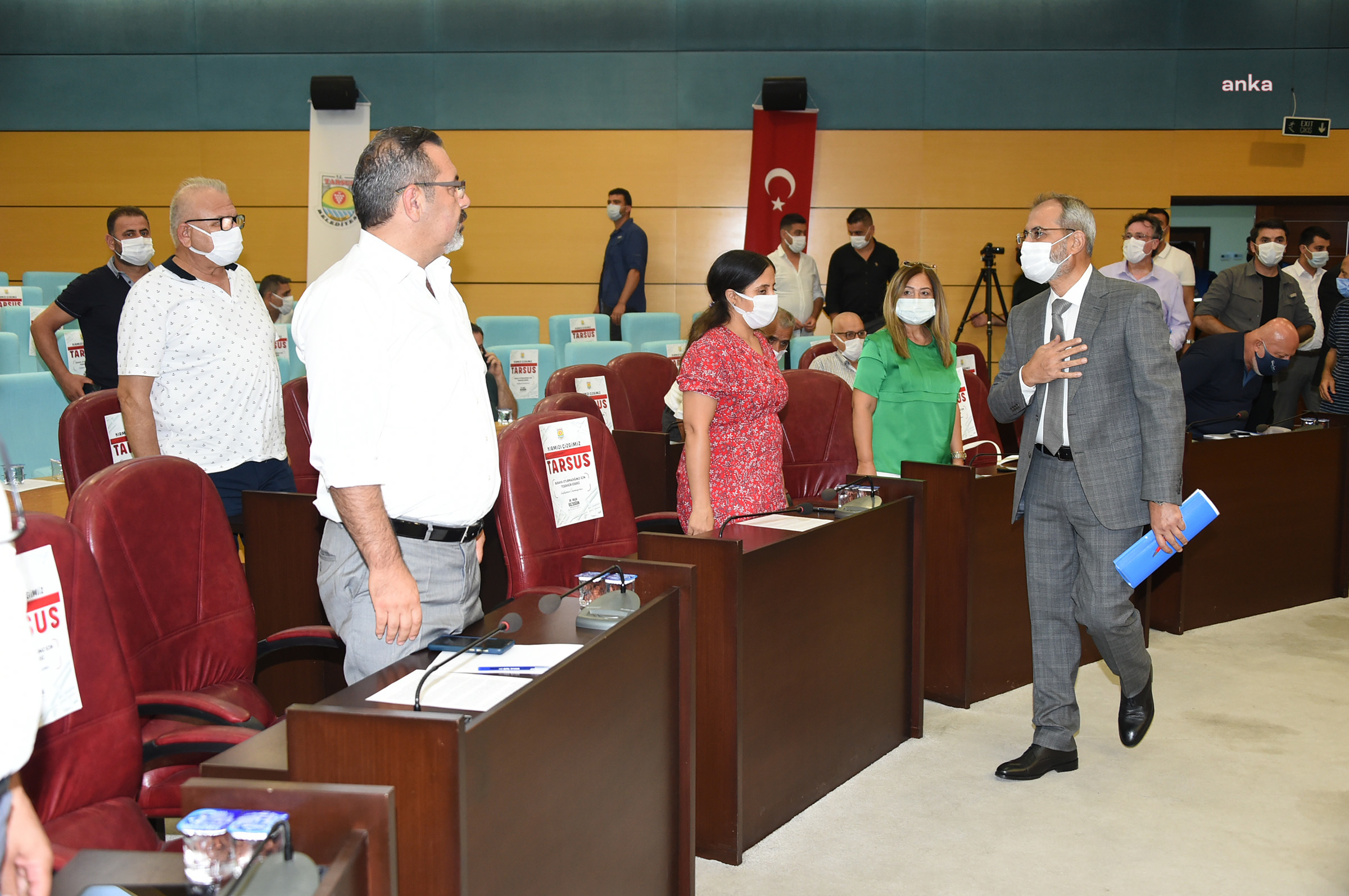 TARSUS BELEDİYE BAŞKANI BOZDOĞAN YANGINA KARŞISINDA ALINACAK ÖNLEMLERİ ANLATTI