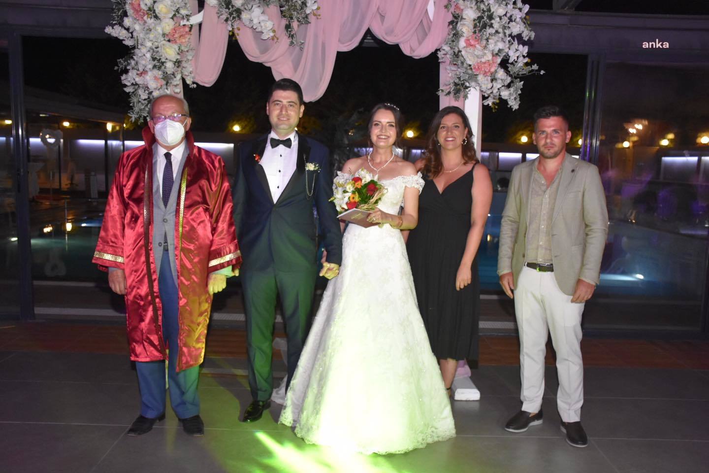 TEKİRDAĞ’DA DÜĞÜN YEMEĞİNDEN GELİN VE DAMATLA BİRLİKTE 300 KİŞİ ZEHİRLENDİ