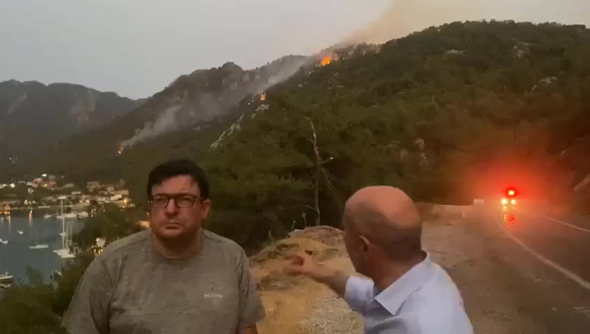 CHP'Lİ ÖZTUNÇ VE ERKEK ORHANİYE'DE: "BUGÜN DEFALARCA 'HAVADAN MÜDAHALE' DEDİK, GELMEDİ"