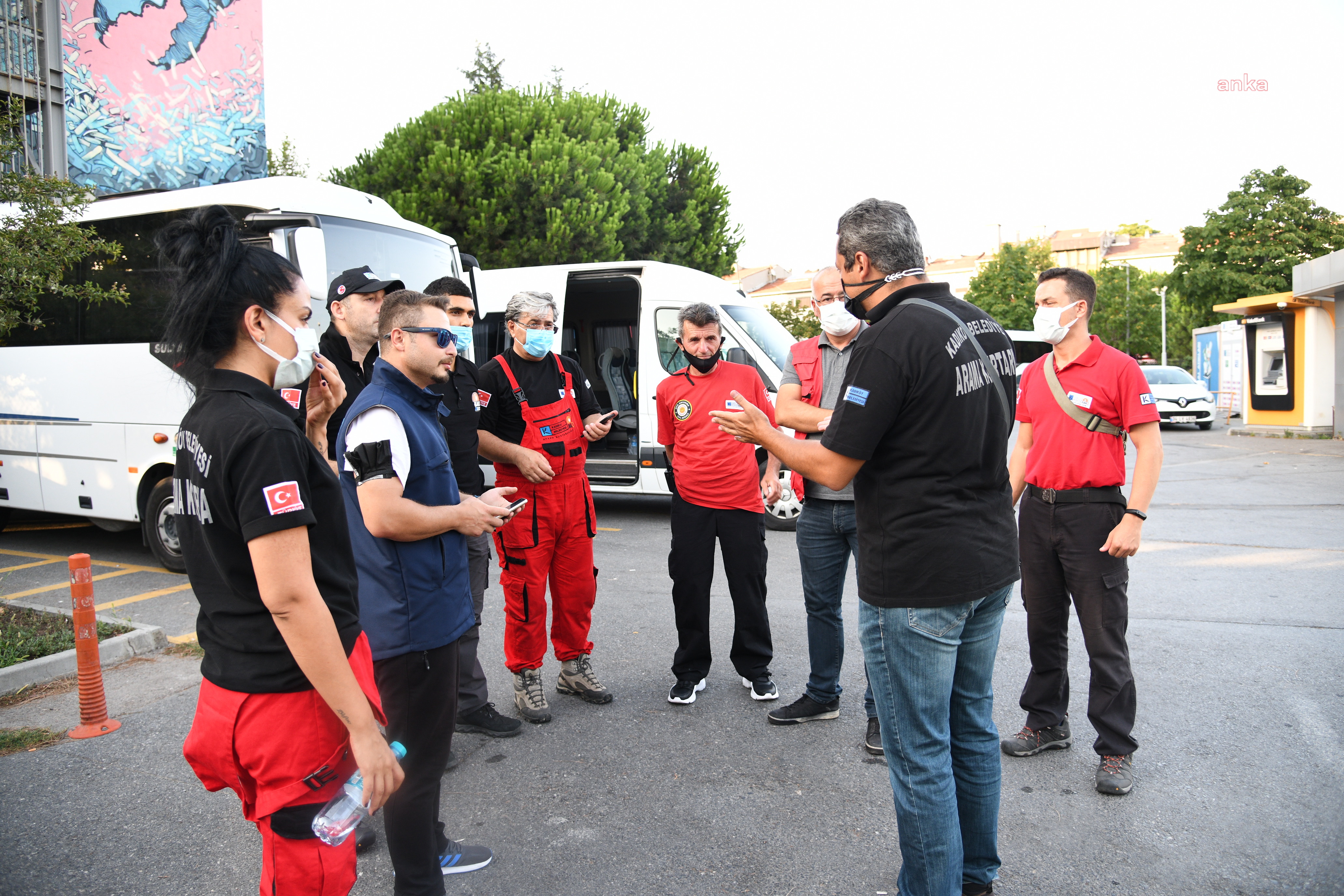 KADIKÖY YANGIN BÖLGELERİNE ÜÇÜNCÜ EKİBİNİ UĞURLADI