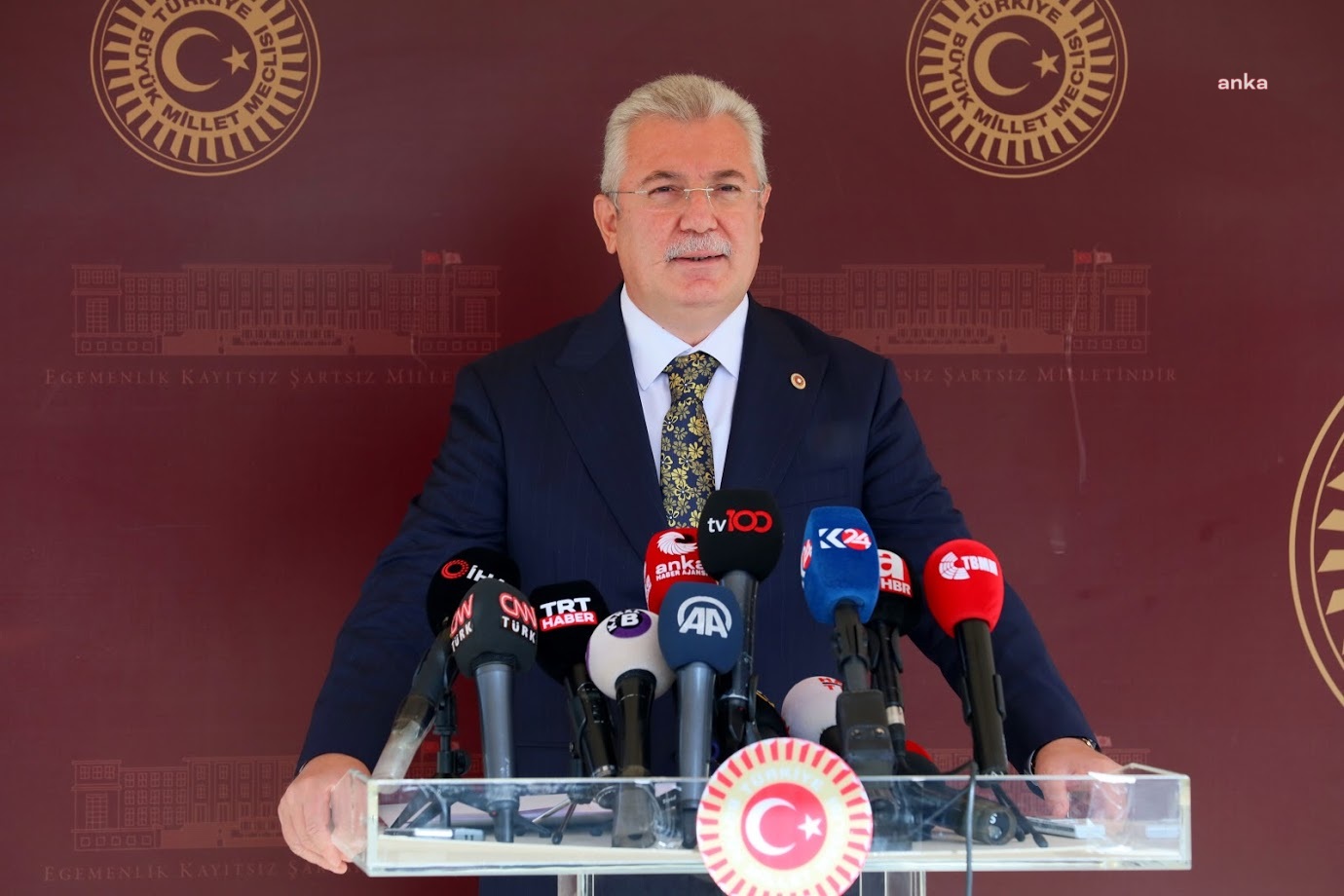 AKP'Lİ AKBAŞOĞLU: YANAN ALANLARIN İMARA AÇILACAĞINI SÖYLEMEK KİRLİ SENARYONUN SÖZCÜLÜĞÜNÜ YAPMAKTIR