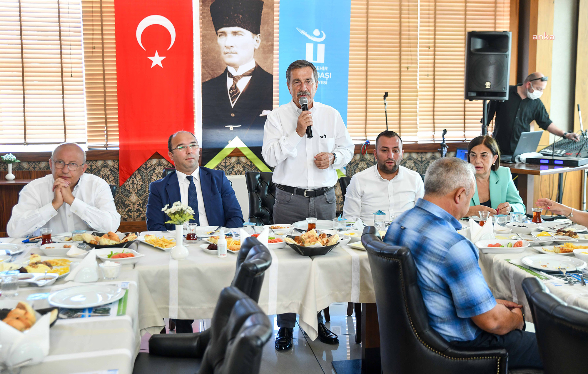 TEPEBAŞI BELEDİYE BAŞKANI ATAÇ DERNEK VE VAKIFLARLA BULUŞTU