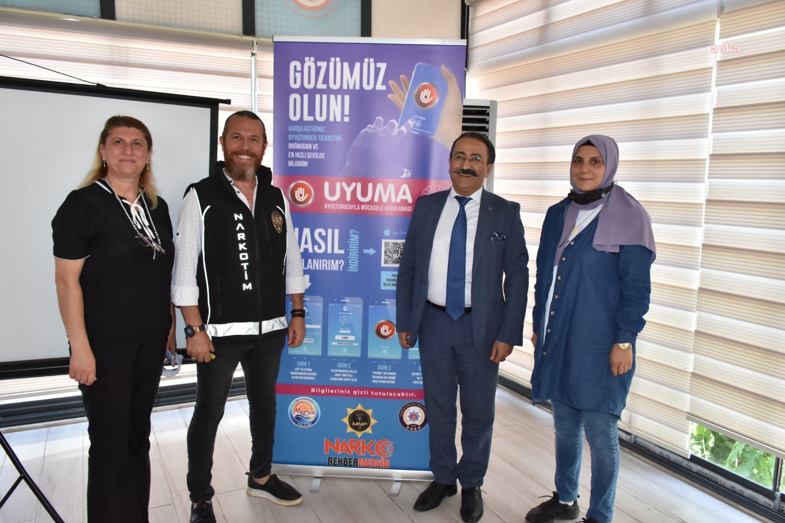 TARSUS BELEDİYESİ ÖNCÜLÜĞÜNDE MUHTARLARA BAĞIMLILIKLA MÜCADELE EĞİTİMİ VERİLDİ