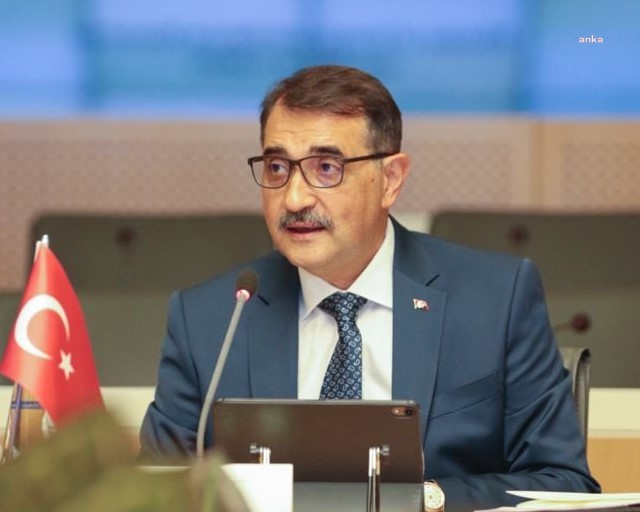 BAKAN DÖNMEZ: "KEMERKÖY TERMİK SANTRALİ'NDEKİ ANA ÜNİTELERDE CİDDİ BİR SORUN YOK"