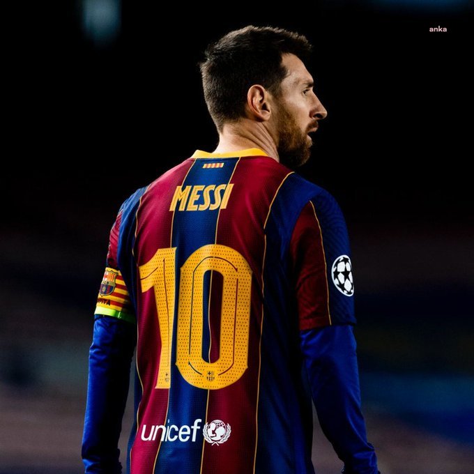 LİONEL MESSİ, BARCELONA'DAN AYRILIYOR