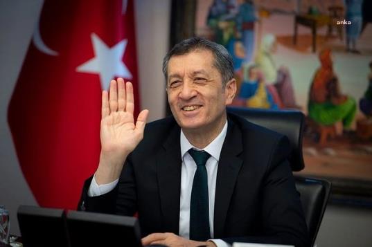 ZİYA SELÇUK: "BENİM İÇİN BU BİR VEDA DEĞİL, 'HOŞ GELDİN"
