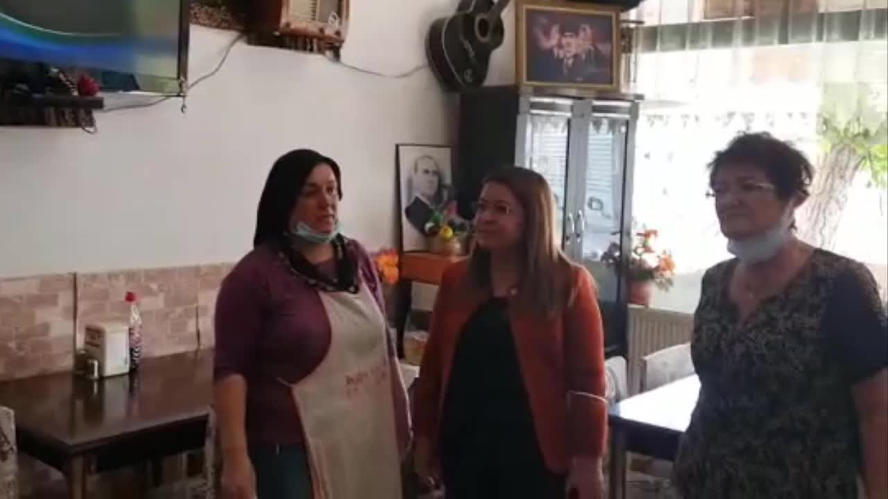 OĞLUNUN YANGIN NEDENİYLE MARMARİS'TEN MÜLAKATA GELEMEDİĞİNİ SÖYLEYEN DENİZLİLİ ESNAF: "DEVLETİN ACİZLİĞİNE BAK YA, ÇOCUĞU GETİREMEDİLER"