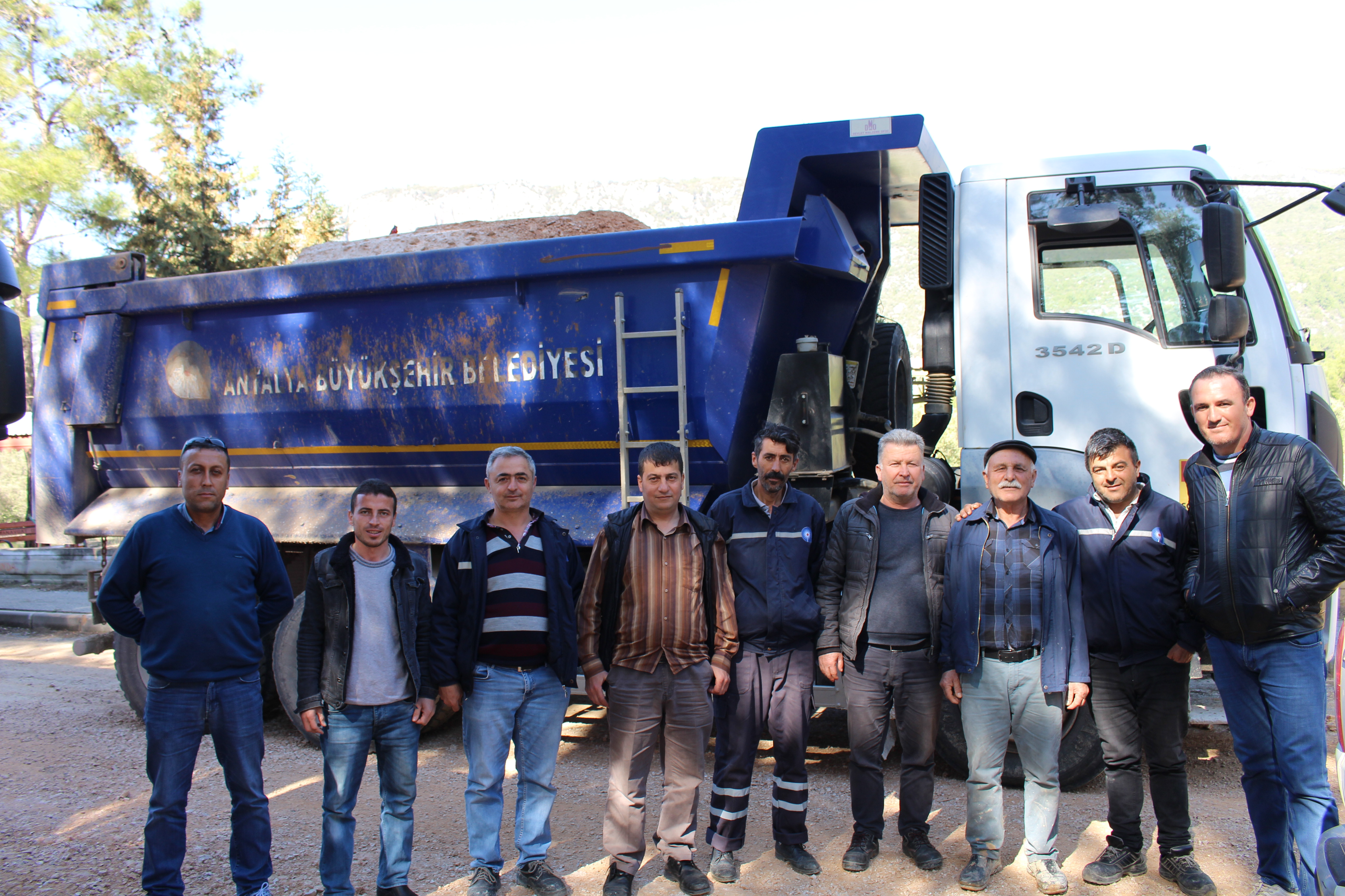 MANAVGAT GENÇLER YOLU ASFALTA HAZIRLANIYOR