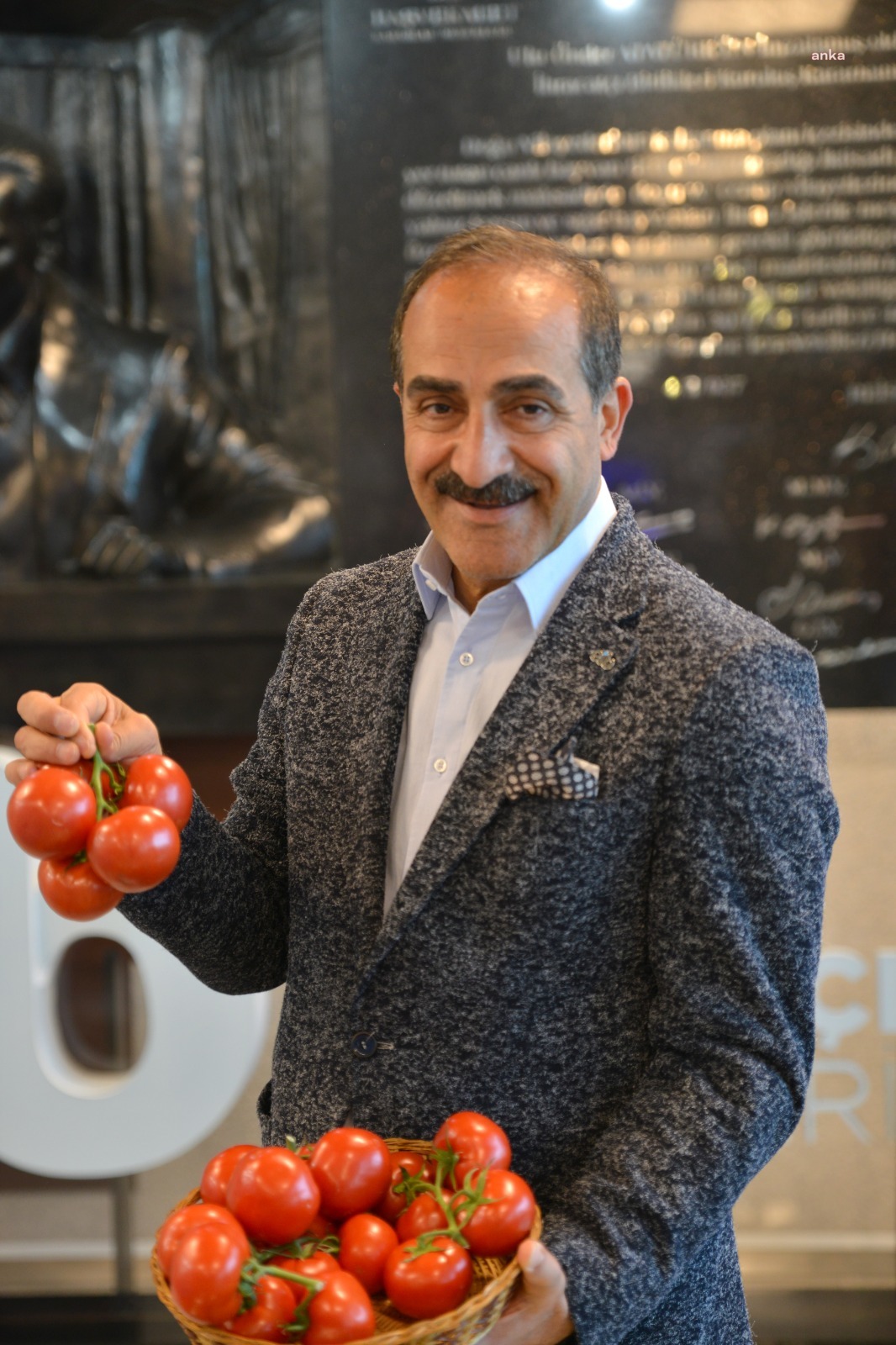 YAŞ MEYVE SEBZE İHRACATI SON 12 AYDA 3 MİLYAR DOLARI AŞTI
