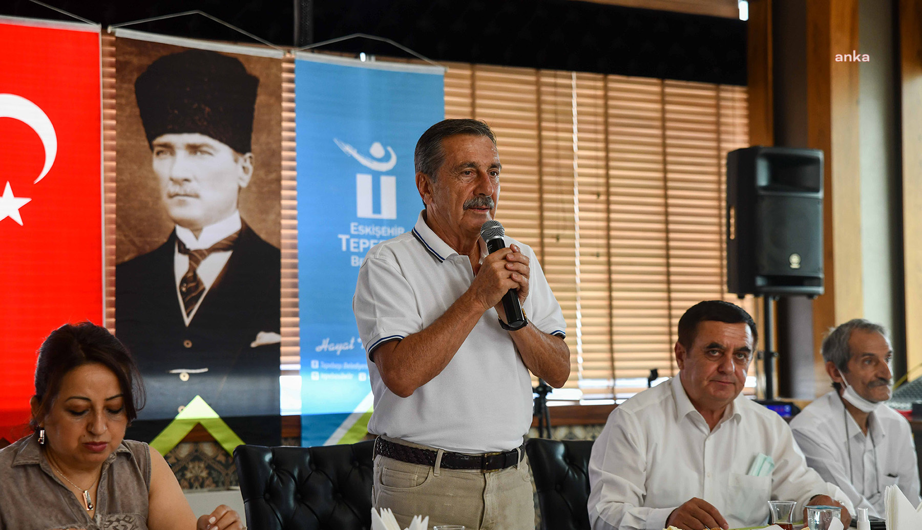 TEPEBAŞI BELEDİYE BAŞKANI ATAÇ, MAHMUDİYE'DEKİ  DERNEKLERLE BİR ARAYA GELDİ