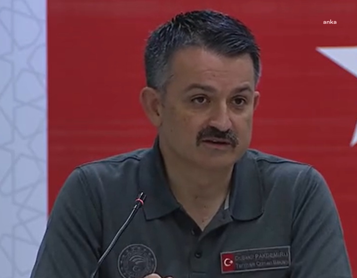 BAKAN PAKDEMİRLİ: ŞU ANDA YERLEŞİM YERLERİNİ TEHDİT EDEN BİR YANGINIMIZ YOK