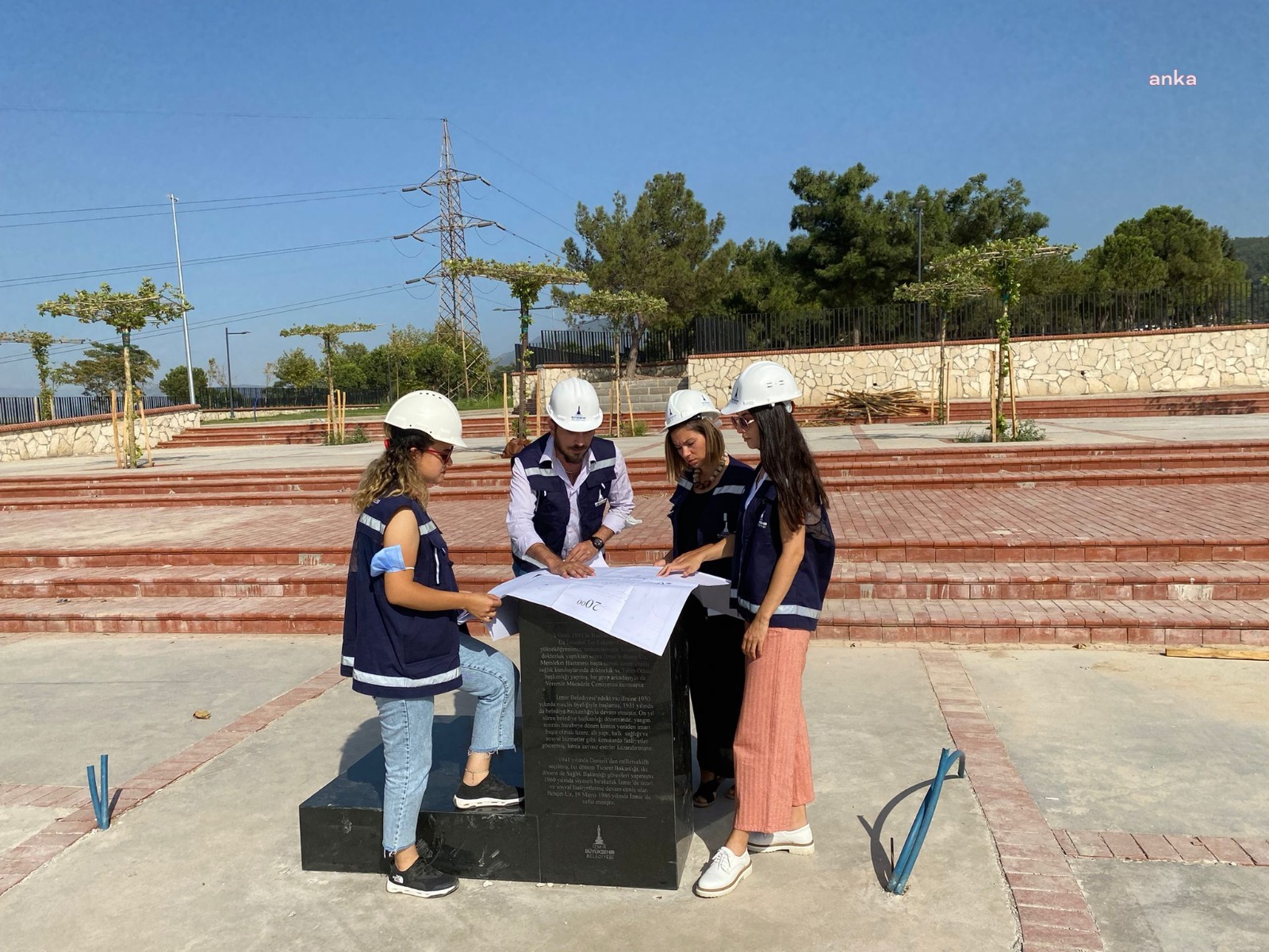 İZMİR BÜYÜKŞEHİR BELEDİYESİ, PARK İHALELERİNE DE “YENİ MEZUN” ŞARTI GETİRDİ