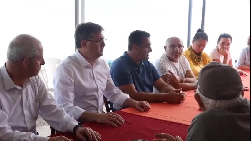 KARAMÜRSELLİ BALIKÇILAR: “DENİZDE HAREKET ALANIMIZ KALMADI”