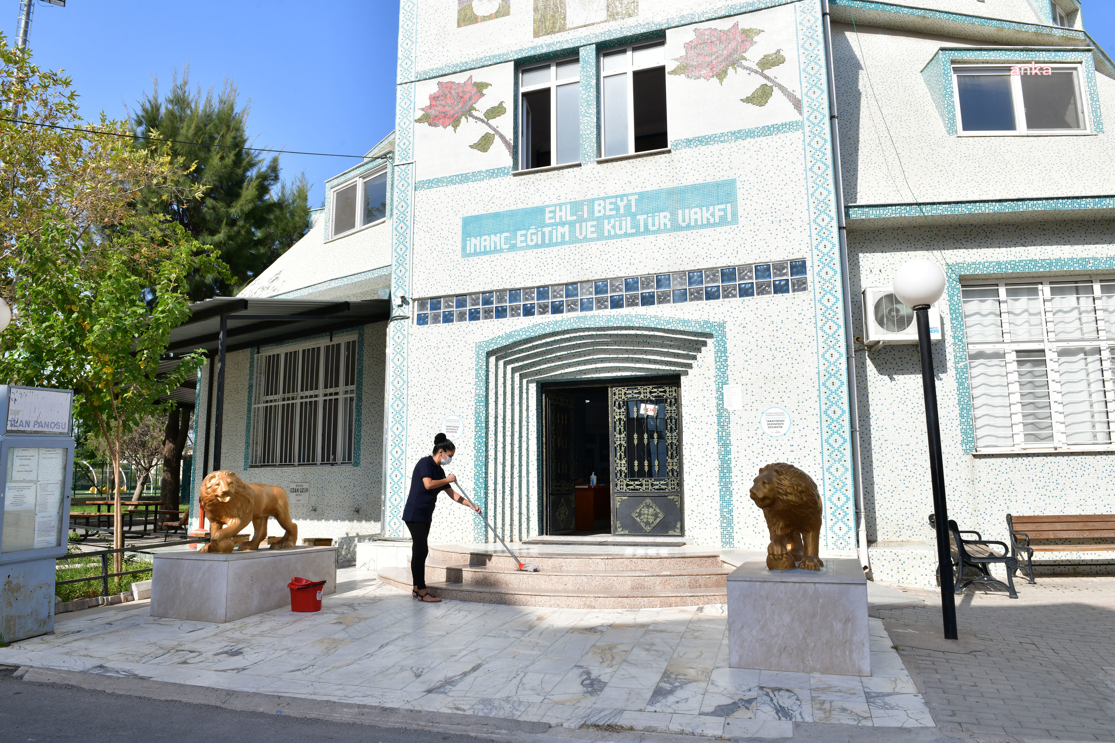 ÇİĞLİ'DE CEMEVLERİ TEMİZLENDİ