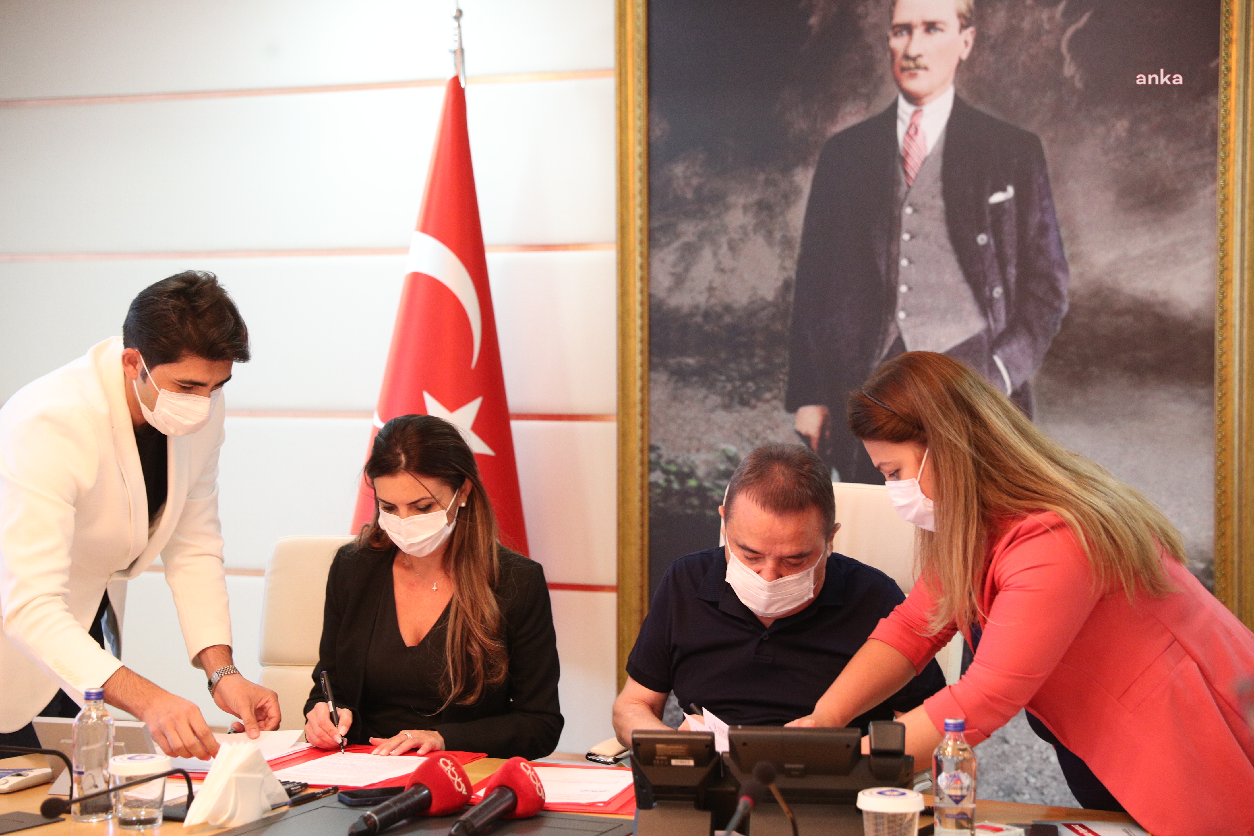 ANTALYA BÜYÜKŞEHİR BELEDİYESİ, BANKA PROMOSYONU İHALESİ SONUÇLANDI