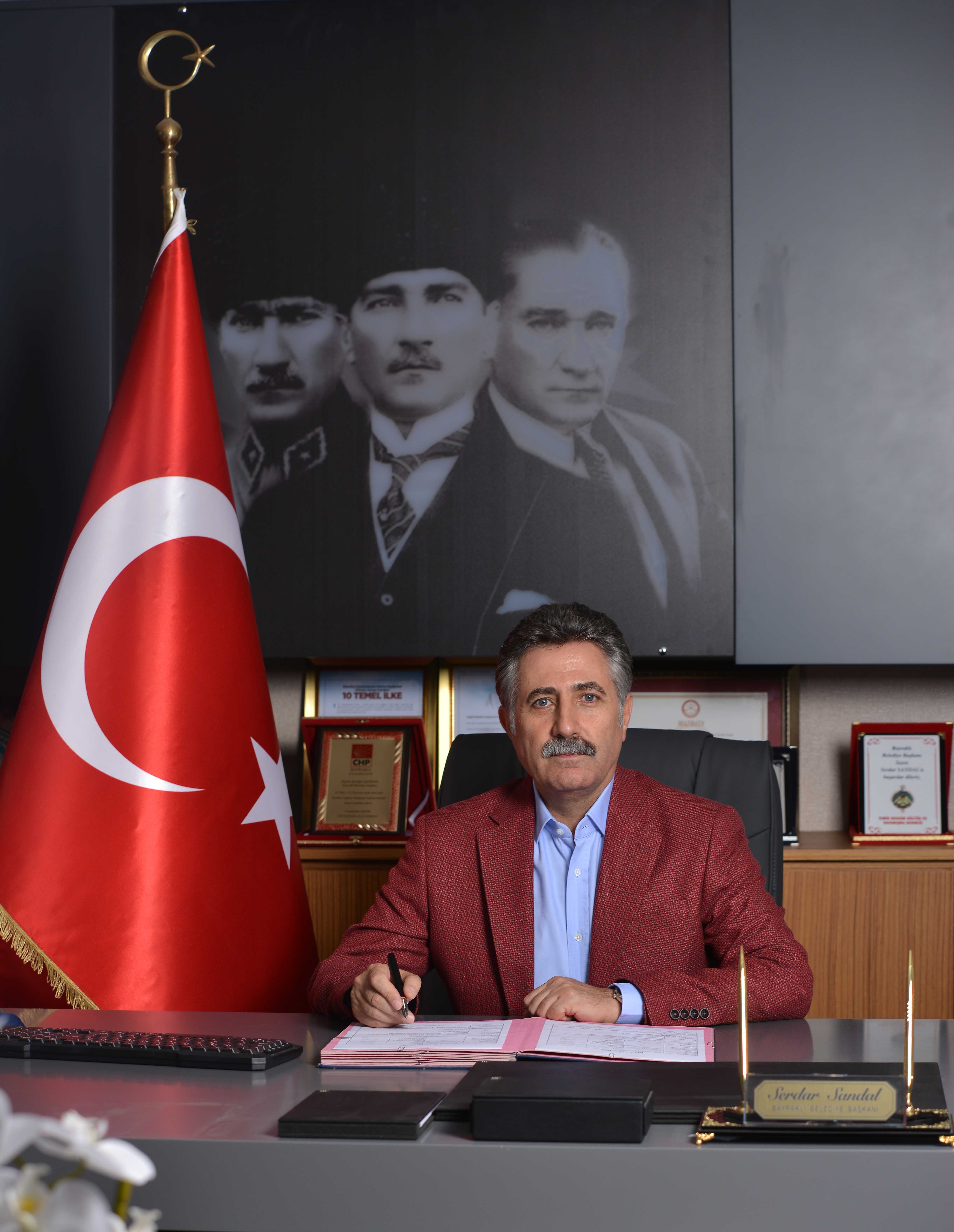 BAYRAKLI BELEDİYESİ'NDEN ÖRNEK KURUL