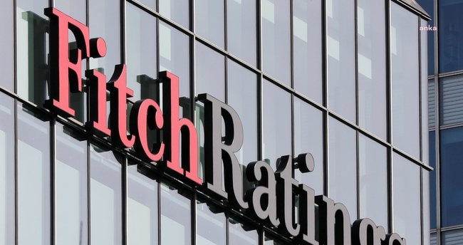FITCH, TÜRKİYE'NİN KREDİ NOTUNU TEYİT EDEREK BÜYÜME BEKLENTİSİNİ YÜKSELTTİ