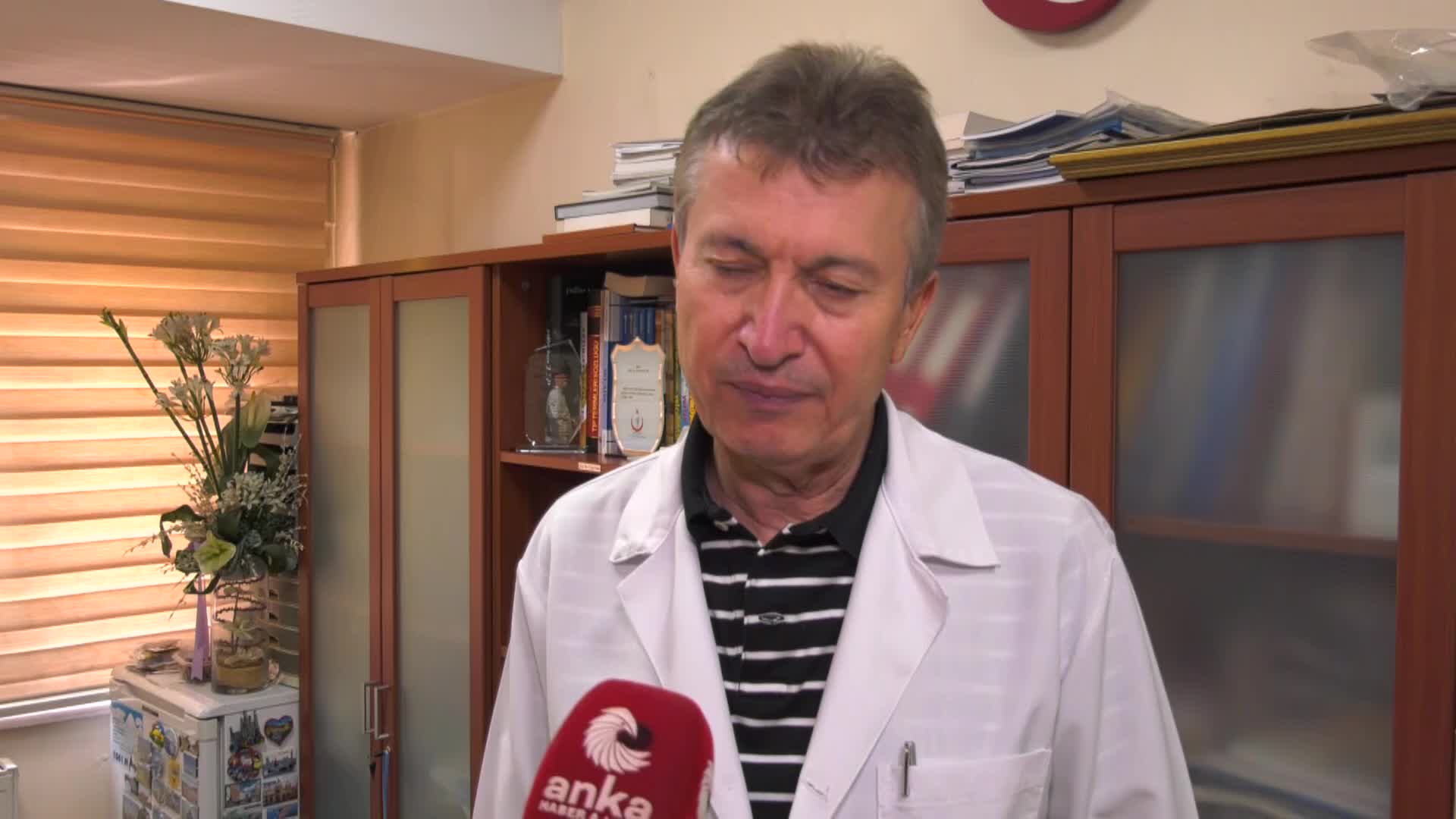 PROF. DR. BALIK: “YOĞUN BAKIMDA YATANLARIN YÜZDE 90’INDAN FAZLASI HİÇ AŞI OLMAMIŞ”