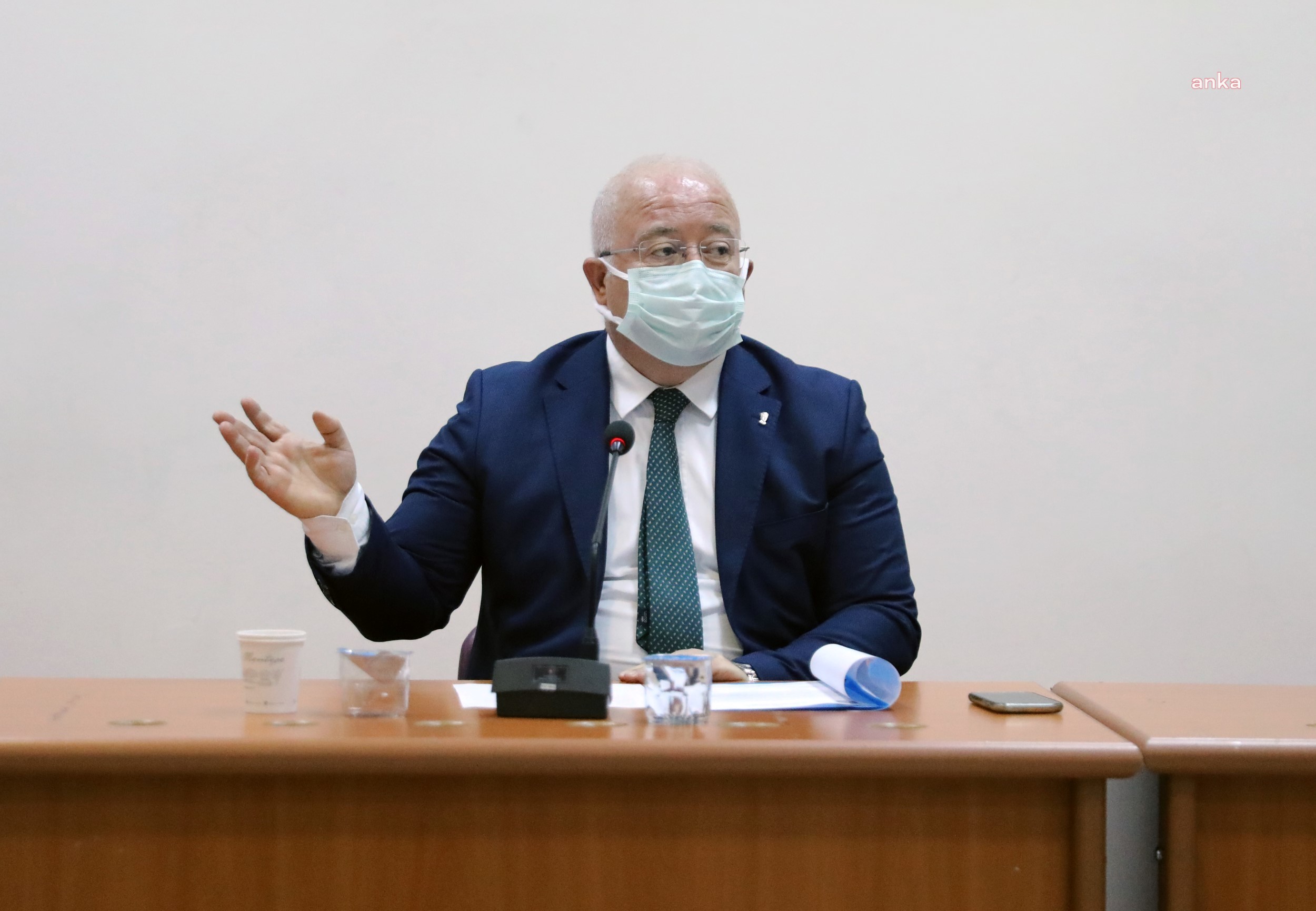 MENTEŞE BELEDİYESİ'NİN ESNAFA KİRA DESTEĞİ SÜRÜYOR