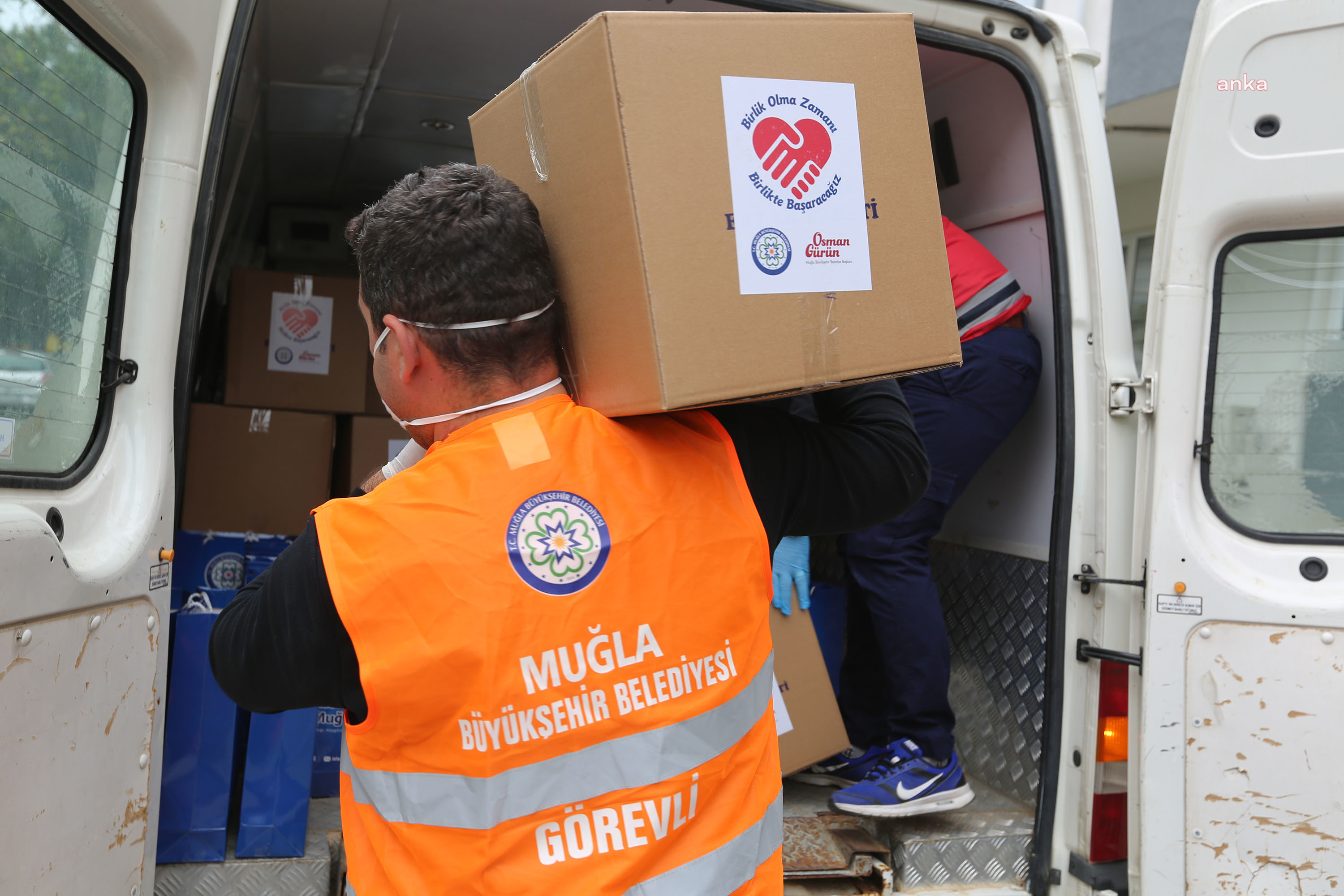 MUĞLA BÜYÜKŞEHİR’DEN YANGIN MAĞDURLARINA DESTEK