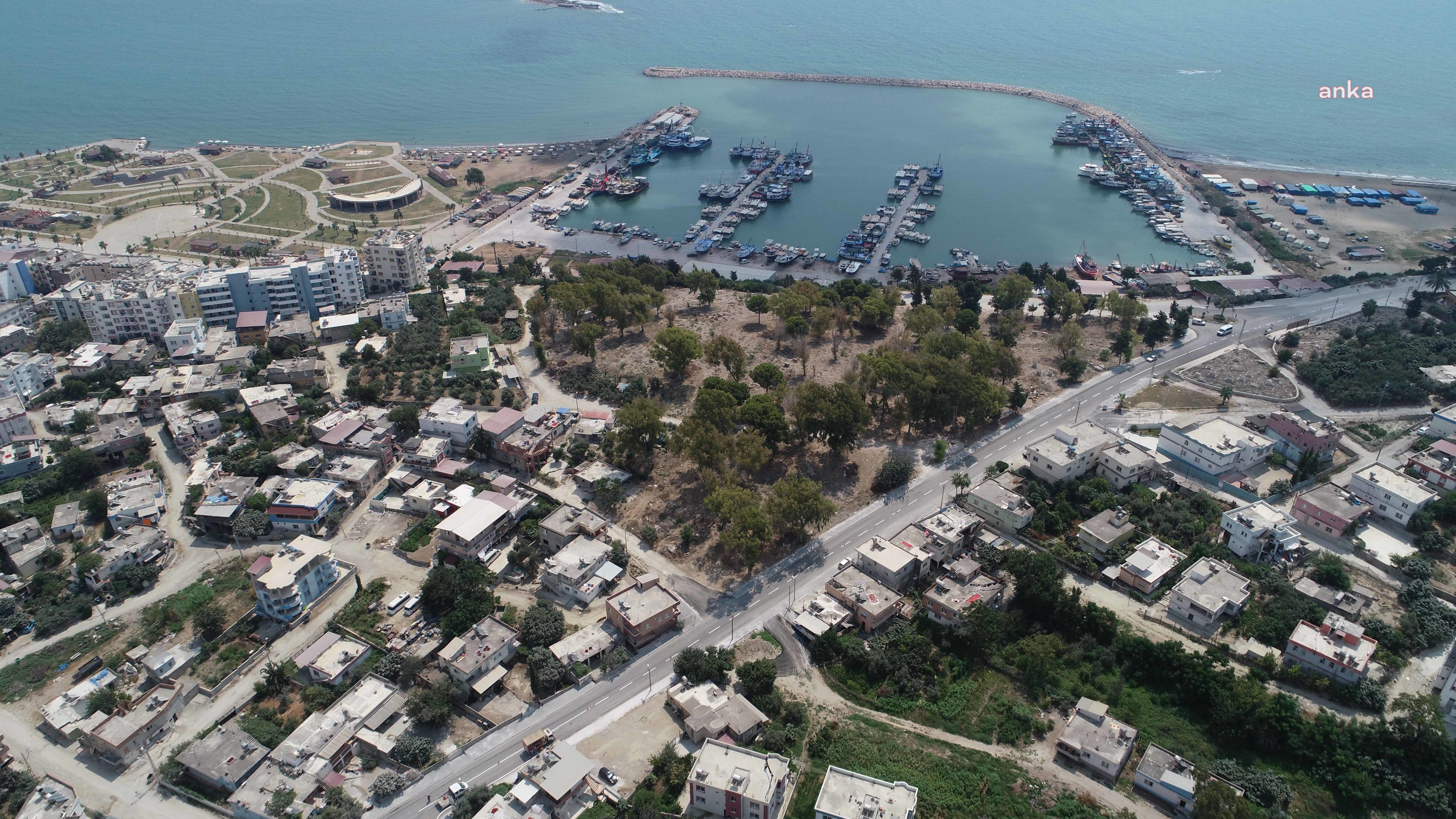 BÜYÜKŞEHİR VE ASKİ'DEN ADANA'NIN TURİZM İLÇESİ KARATAŞ'TA YOĞUN MESAİ