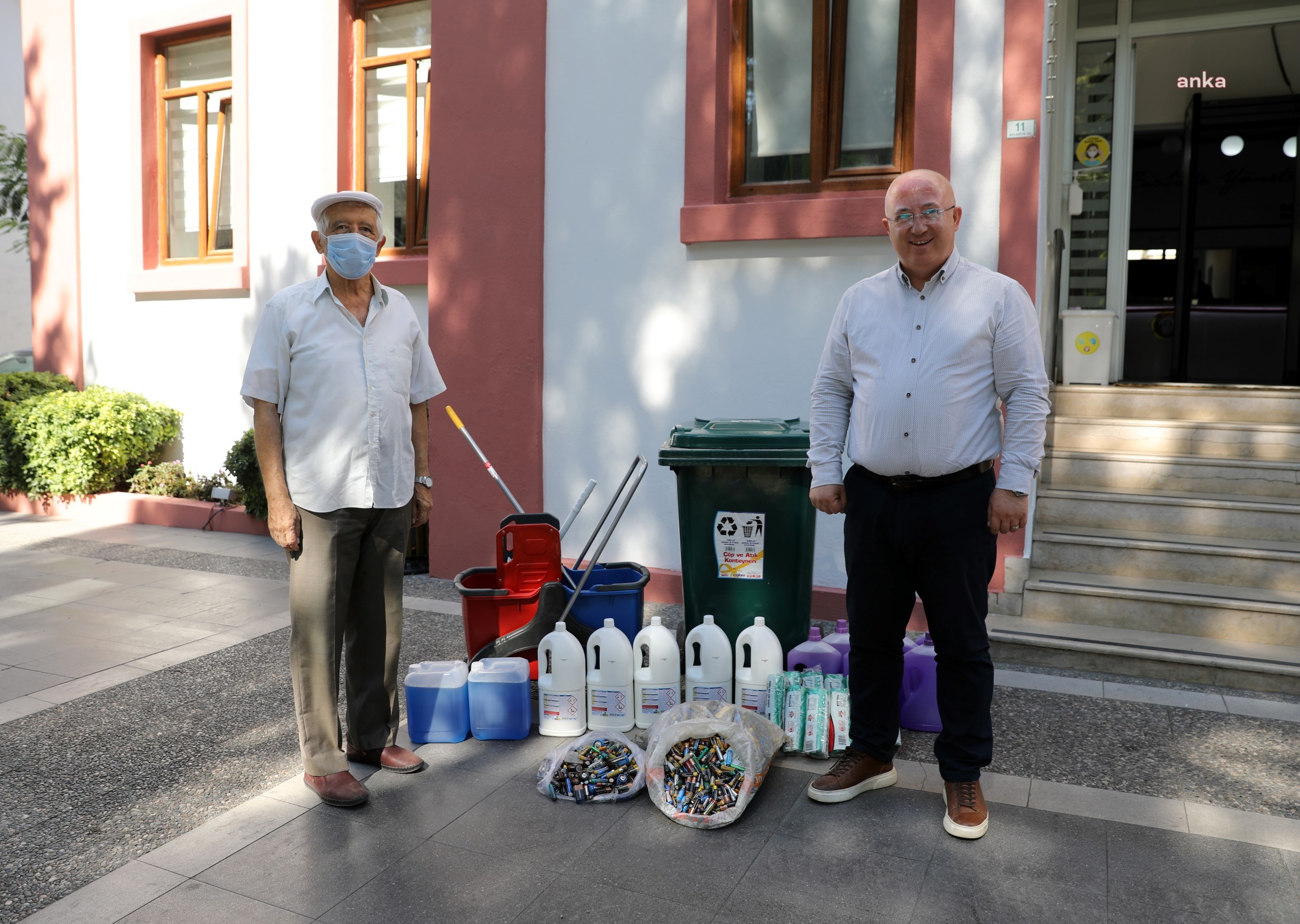 MENTEŞE'DE GERİ DÖNÜŞÜM ÖDÜLLERİ SAHİPLERİNİ BULDU