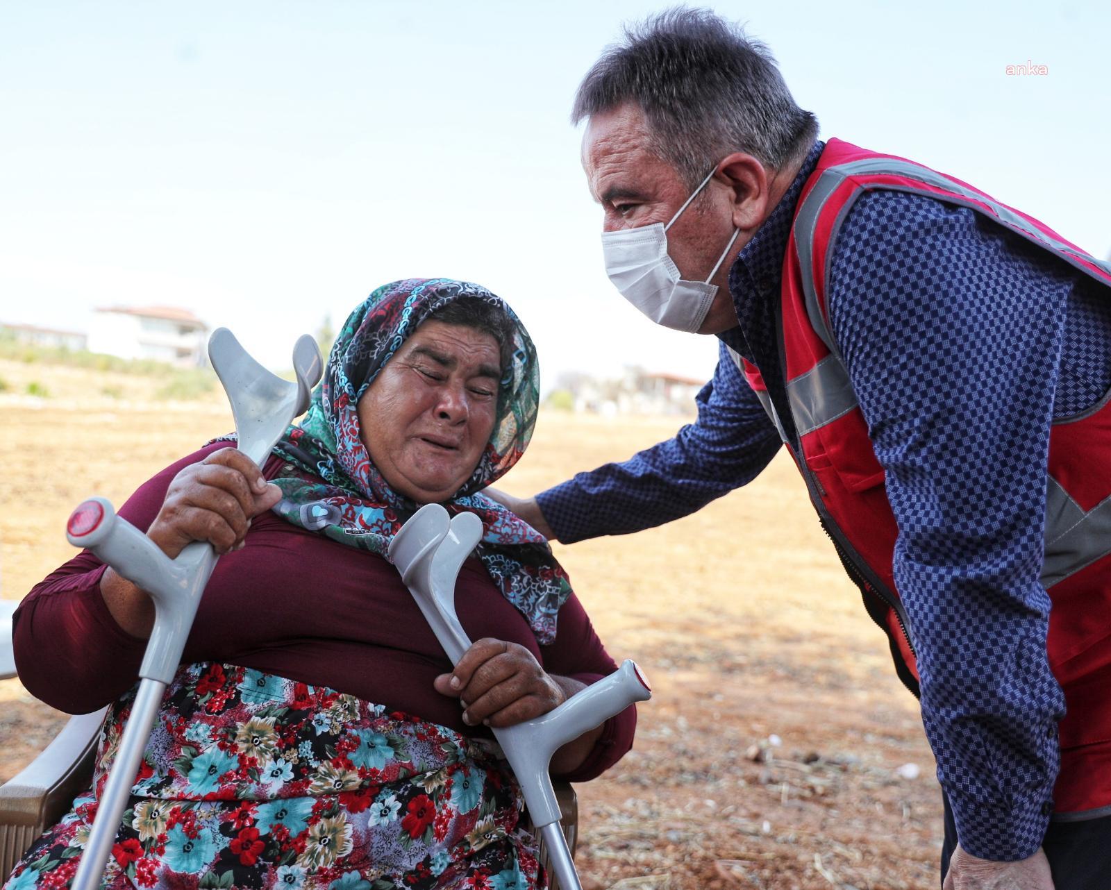 ANTALYA BÜYÜKŞEHİR BELEDİYE BAŞKANI BÖCEK, EMİNE TEYZE'Yİ UNUTMADI