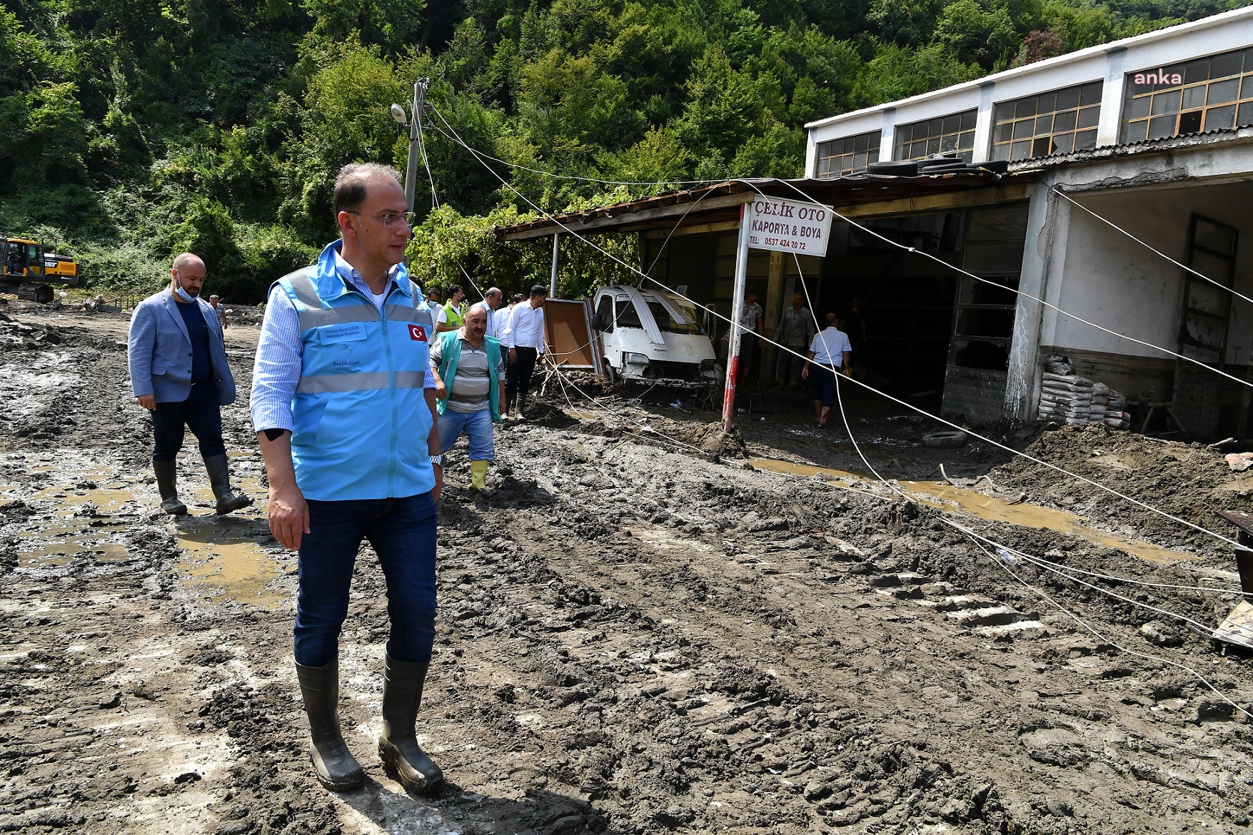BEYLİKDÜZÜ BELEDİYE BAŞKANI ÇALIK, SELİN VURDUĞU KASTAMONU’DA
