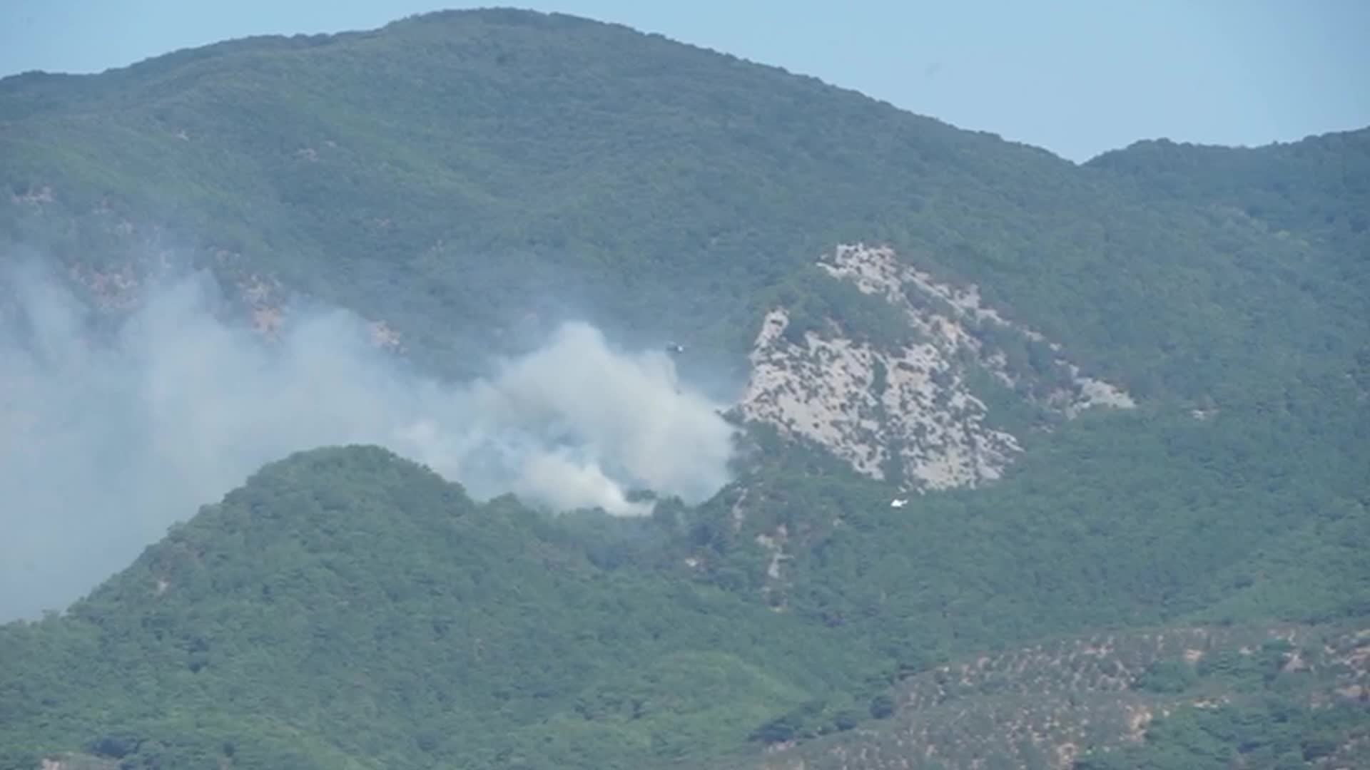 ARAZÖZLER KAZDAĞLARI’NDAKİ YANGIN BÖLGESİNE HALA ULAŞAMADI, HAVA DESTEĞİ ARTIRILDI