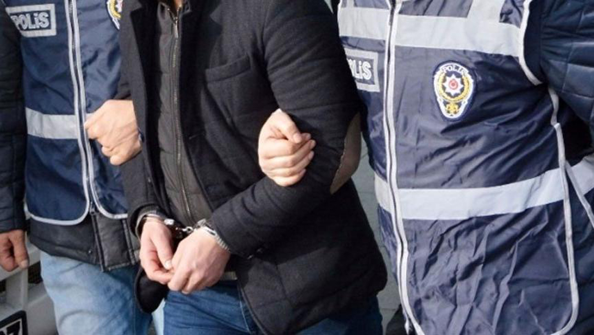 SEYDİŞEHİR’DE CEZAEVİ FİRARİSİ YAKALANARAK TUTUKLANDI