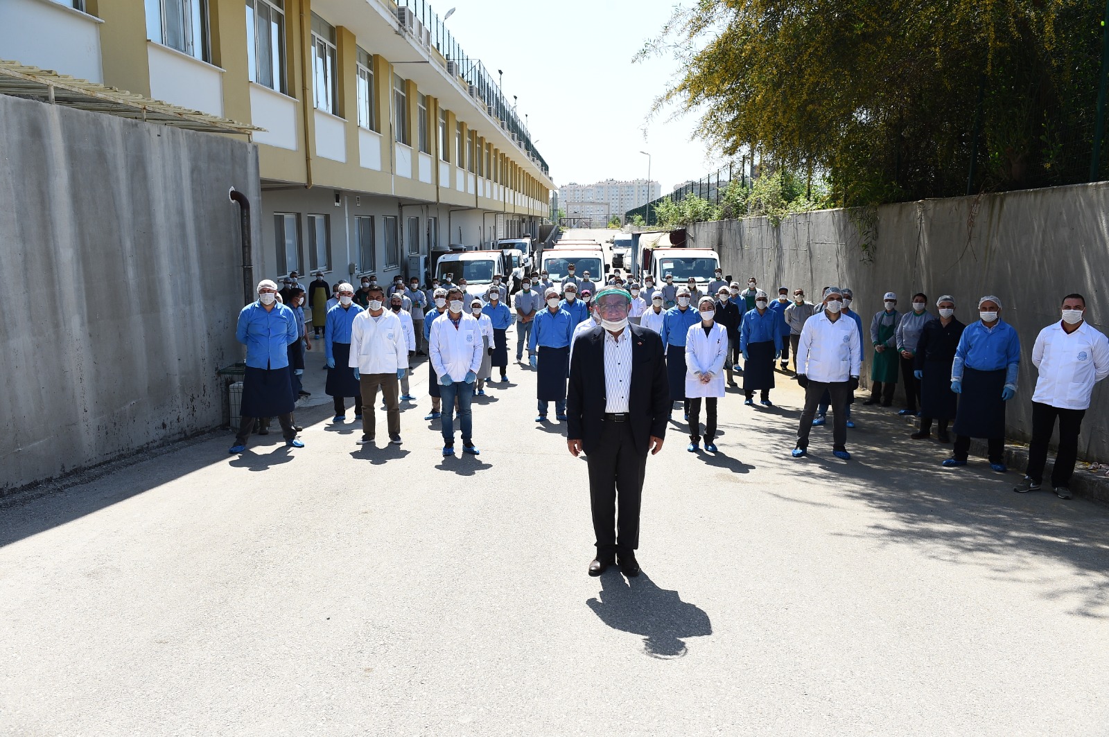 SEYHAN BELEDİYE BAŞKANI AKAY'DAN 1 MAYIS MESAJI