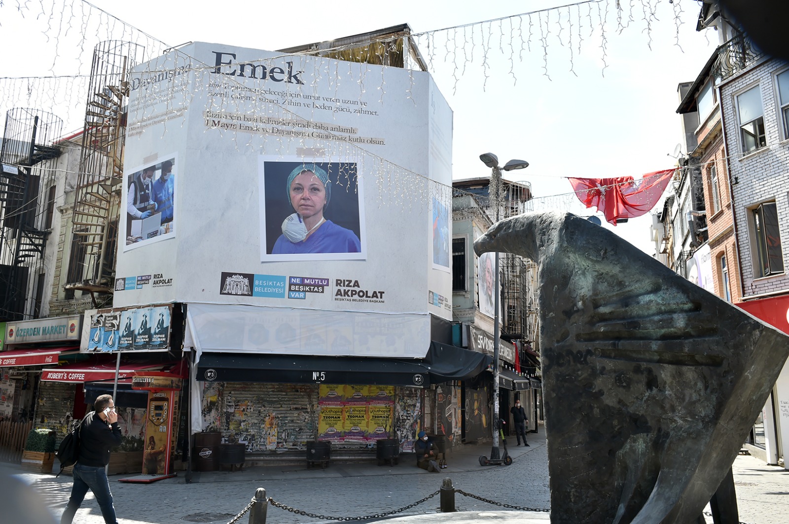 BEŞİKTAŞ BELEDİYESİ'NDEN 1 MAYIS’TA İŞ, EMEK VE DAYANIŞMA KAVRAMLARINA VURGU