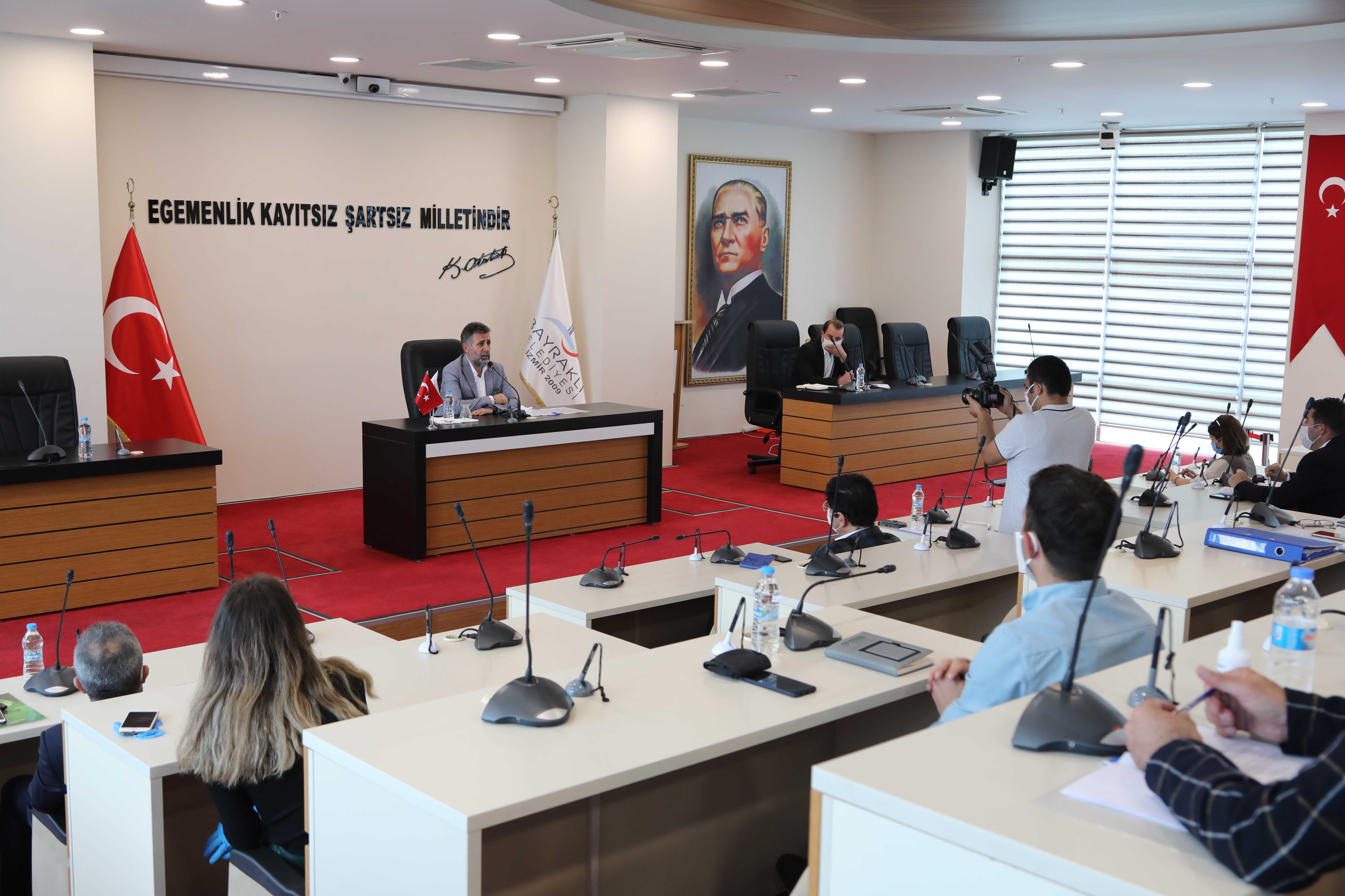 BAYRAKLI'DA KRİZ İCRA KURULU İLK KEZ TOPLANDI