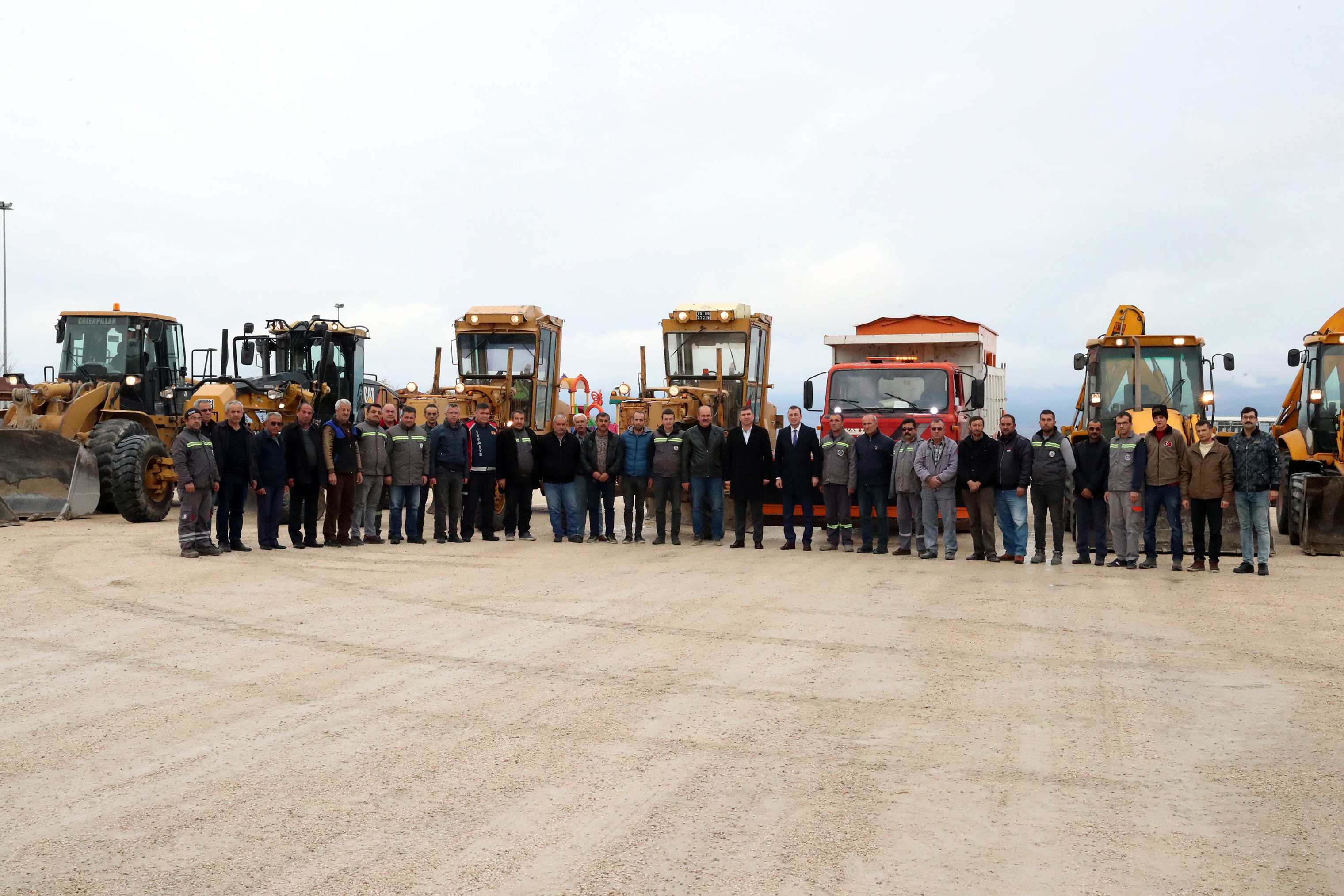 BURDUR BELEDİYE BAŞKANI ERCENGİZ'DEN 1 MAYIS MESAJI