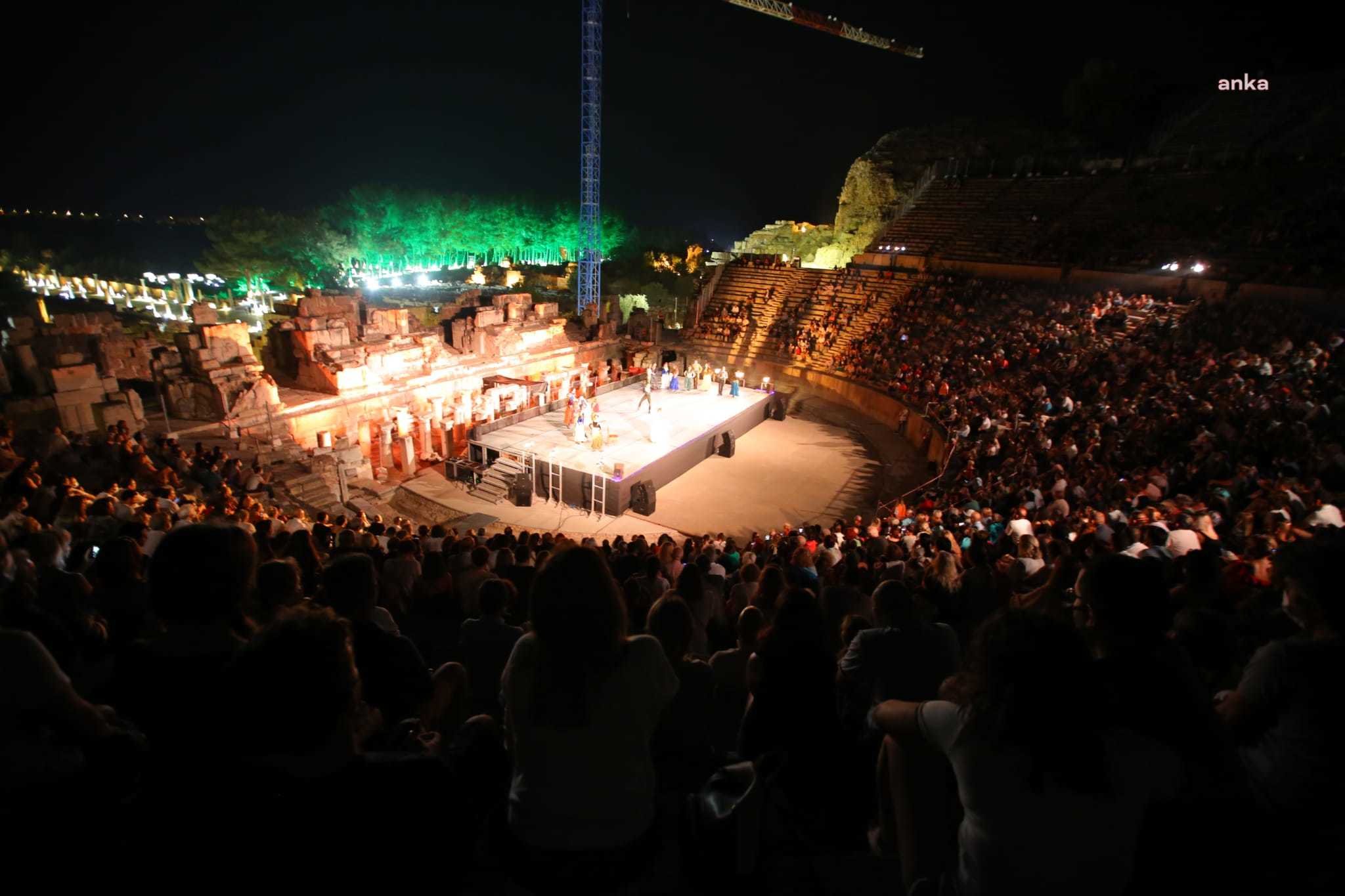 4. ULUSLARARASI EFES OPERA VE BALE FESTİVALİ 'CARMEN' İLE BAŞLADI