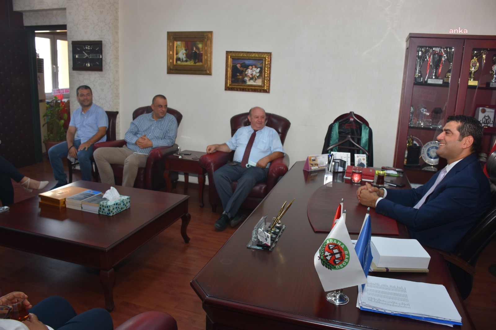 ADANA BAROSU GAZETECİLERE HUKUKİ DESTEK SAĞLAYACAK