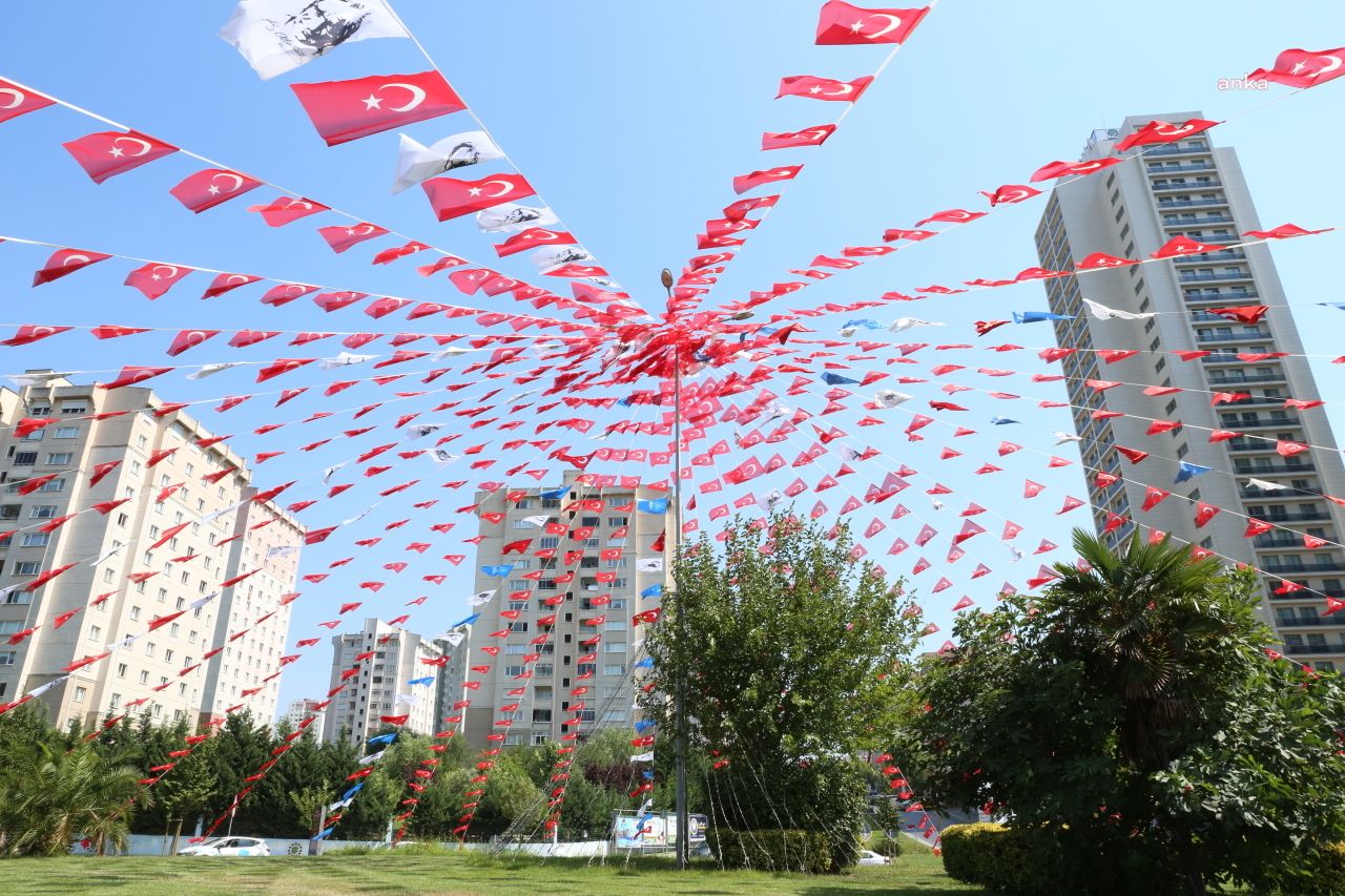 KÜÇÜKÇEKMECE’DE 30 AĞUSTOS COŞKUYLA KUTLANACAK