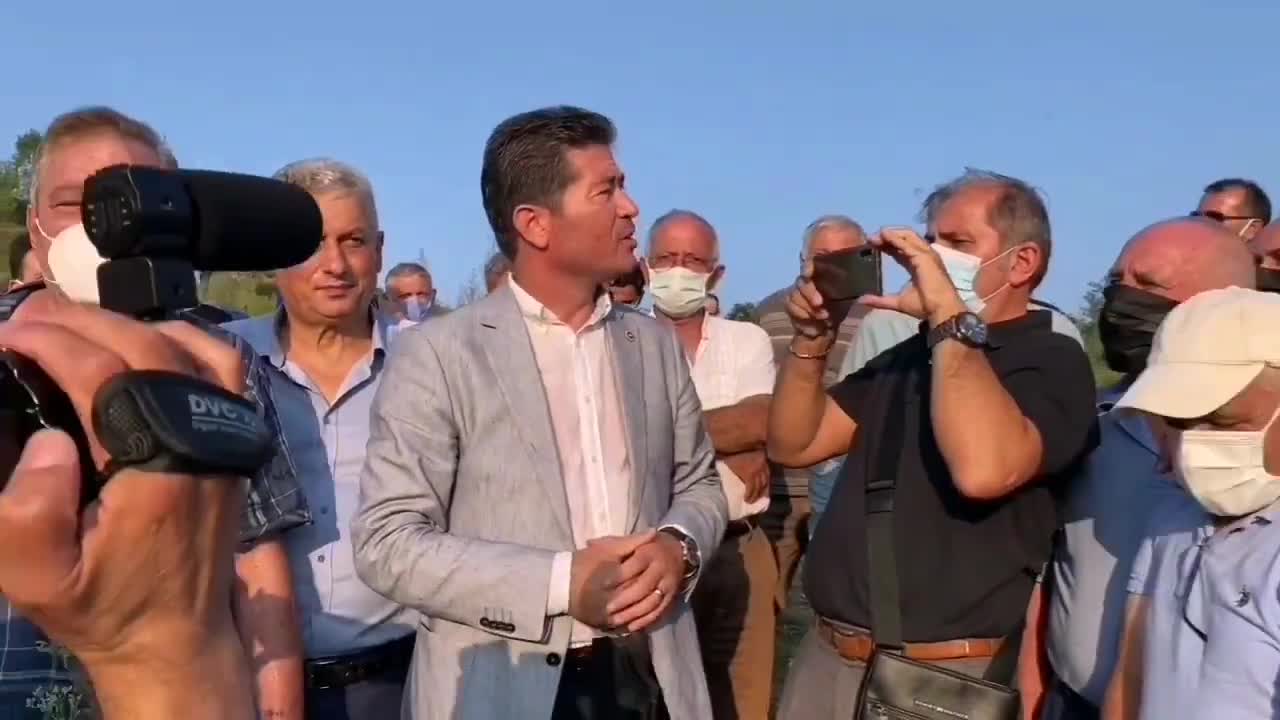TRABZONLULARIN KÖTÜ KOKU ŞİKAYETİNİ DİNLEYEN CHP’Lİ KAYA: “BU KOKUYA 1 SAAT DAYANIN, VATANDAŞ BİR ÖMRE RAZI”