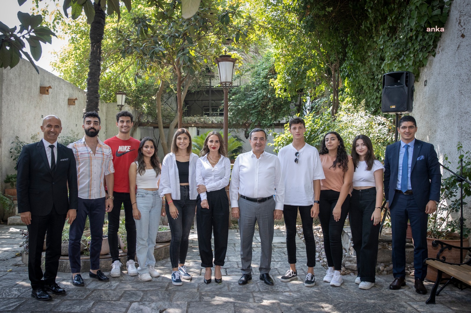 KONAK BELEDİYESİ'NDEN 'İYİLİK TAKİPÇİSİ' GENÇLERE DESTEK