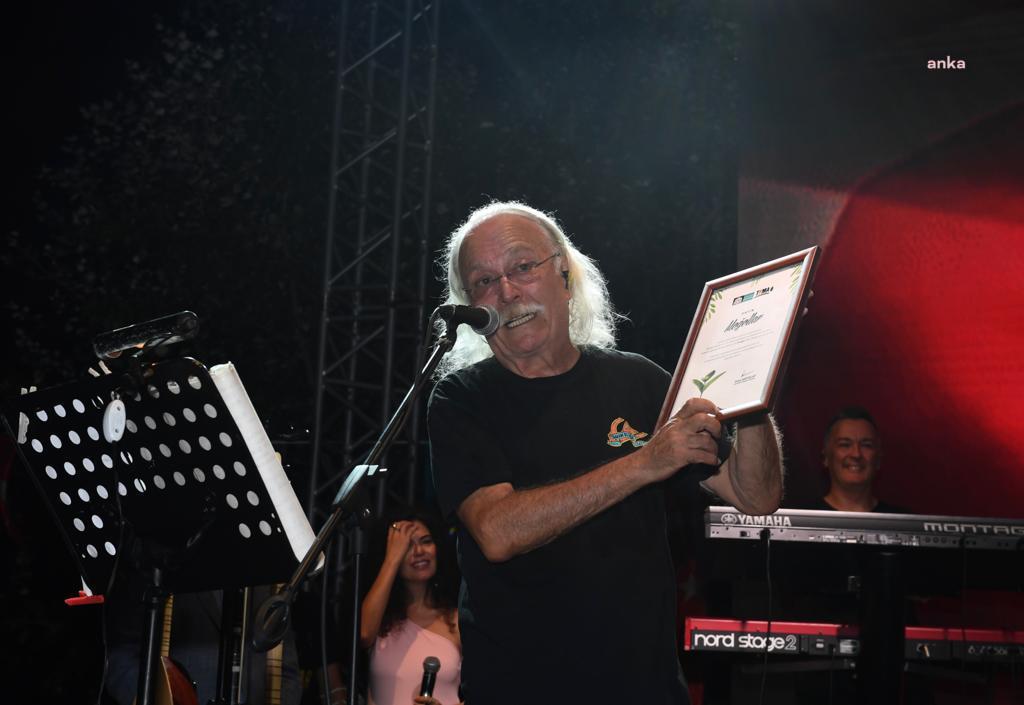 BEŞİKTAŞ’TA REVİVAL KONSERLERİ MOĞOLLAR'LA BAŞLADI