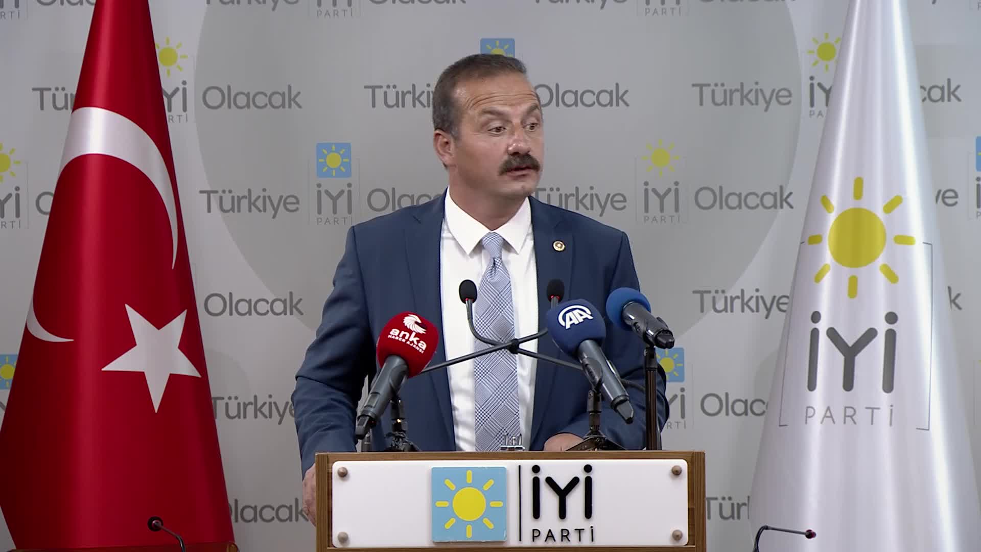 AĞIRALİOĞLU : İNSANLARI SUSTURMAYA TEŞEBBÜS ETMEK SİZİ 28 ŞUBATÇILARA BENZETİR