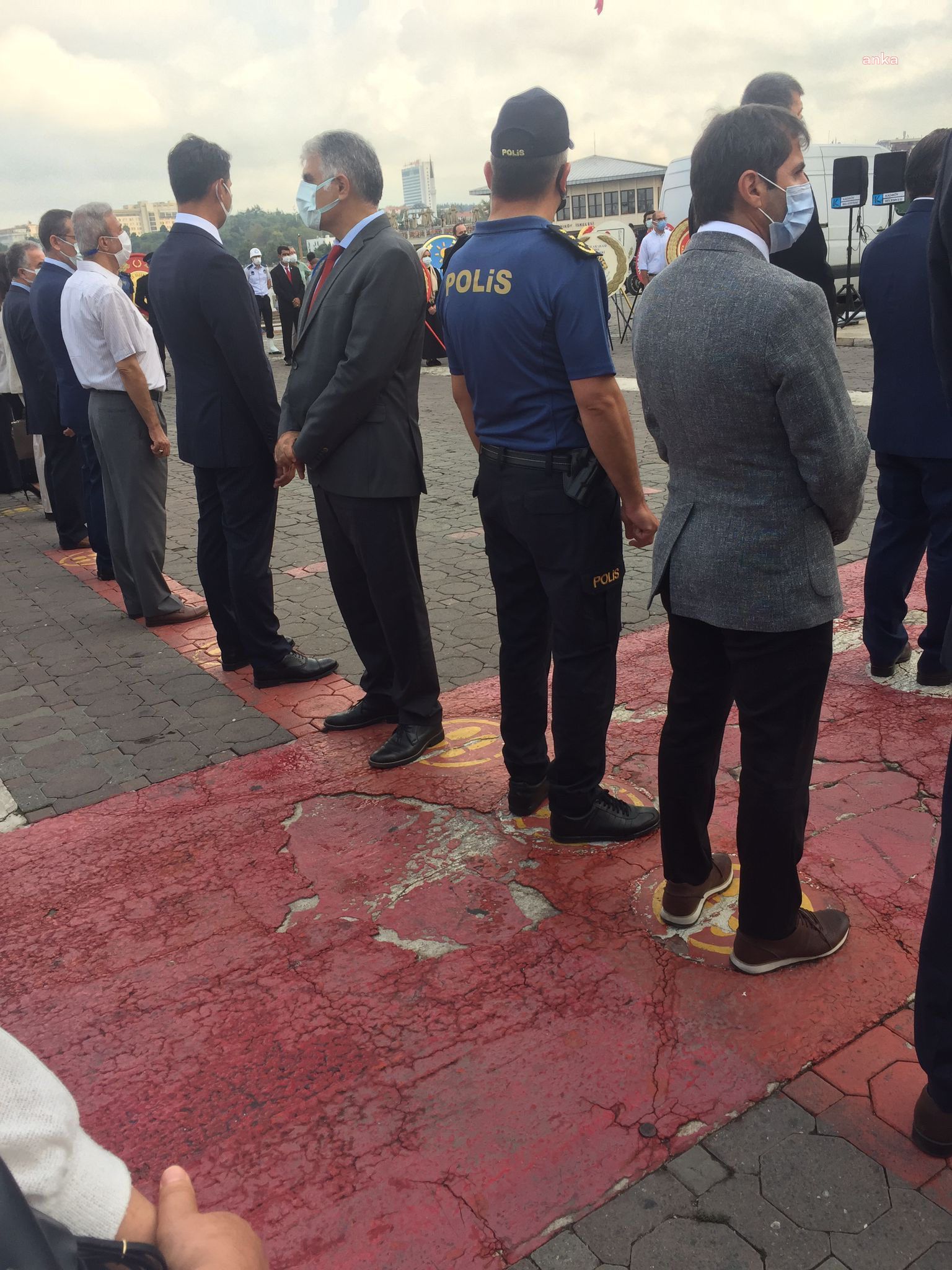 CHP KADIKÖY İLÇE BAŞKANI NARİN'DEN ERDOĞAN PROTESTOSU