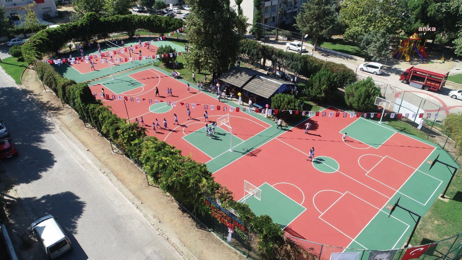 EFTAL DOĞRU SPOR TESİSLERİ YENİLENEN YÜZÜYLE SPORCULARLA BULUŞTU