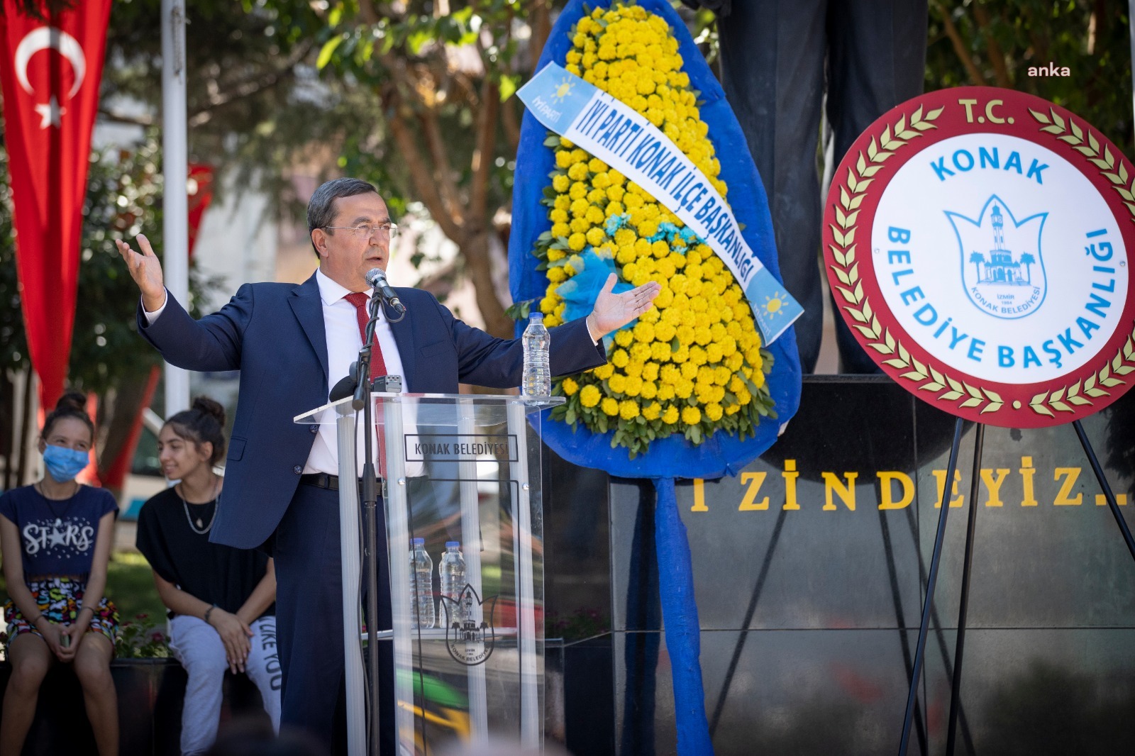 KONAK'TA ZAFER COŞKUSU