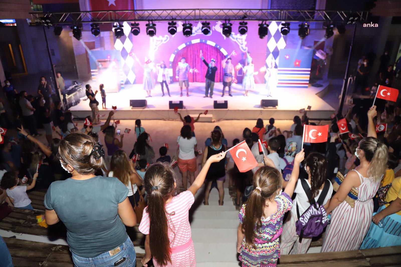MENDERES'TE 30 AĞUSTOS ÇOŞKUSU