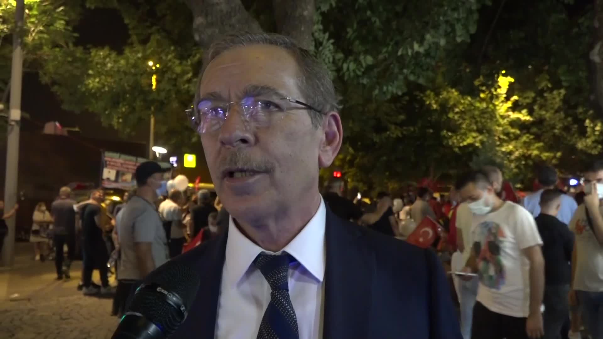 ABDÜLLATİF ŞENER, ERDOĞAN BAYRAKTAR'IN AÇIKLAMASINI DEĞERLENDİRDİ: “MECLİS KOMİSYONU'NUN TEKRAR ÇALIŞMAYA BAŞLAMASI LAZIM"