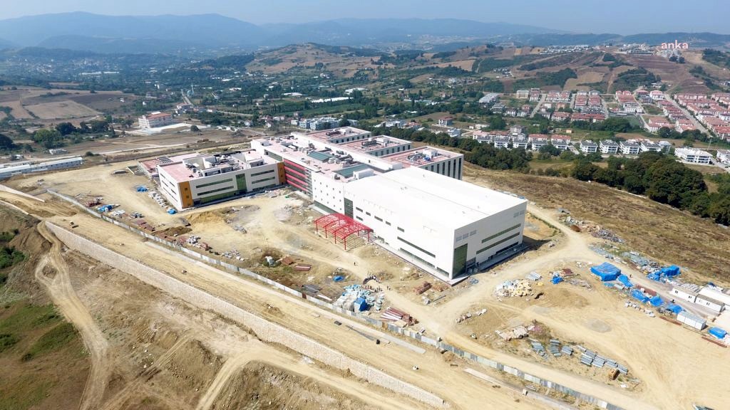 YALOVA’DAKİ YENİ DEVLET HASTANESİ İNŞAATINDA SONA YAKLAŞILDI