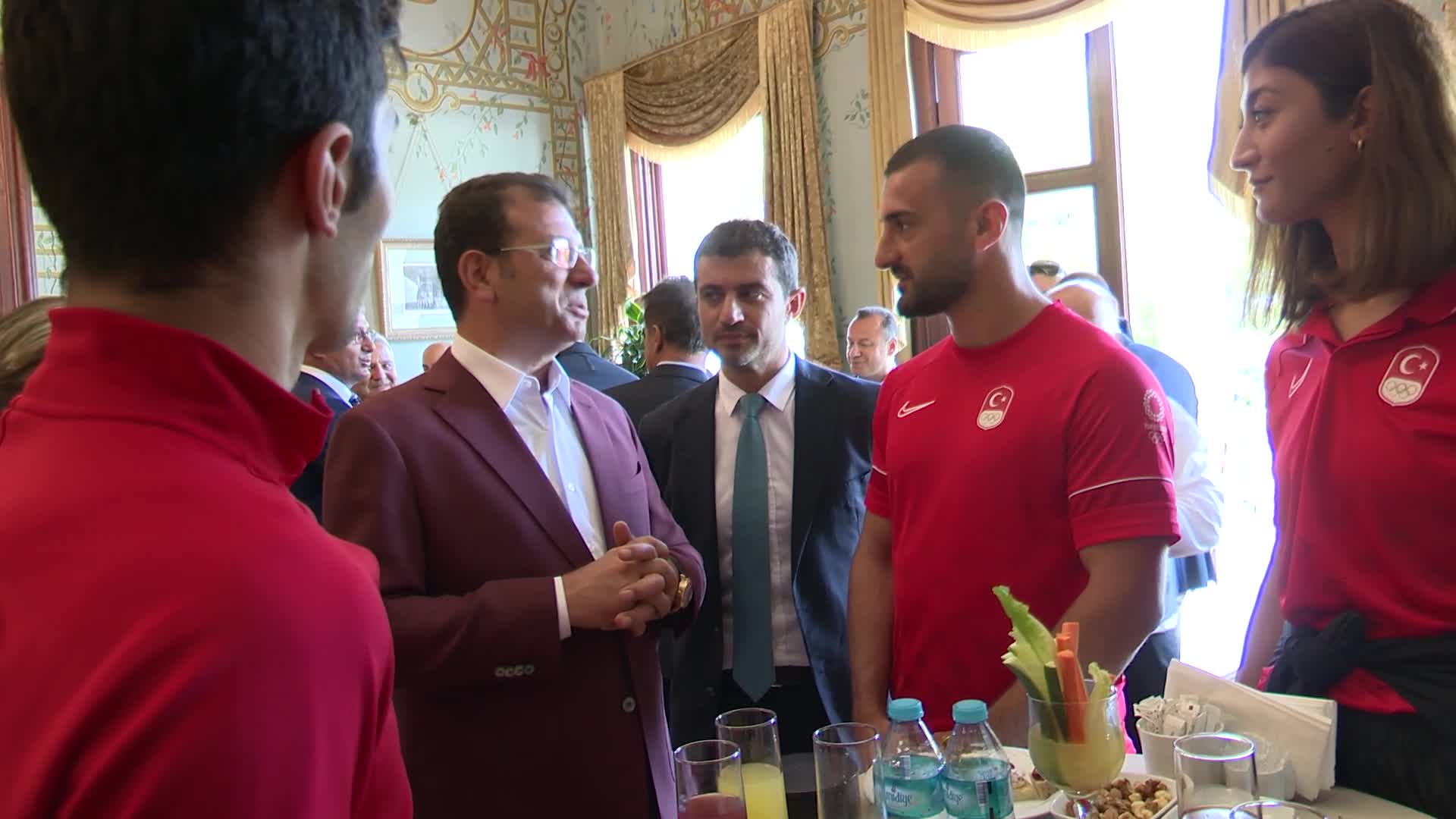 İMAMOĞLU: ‘SADECE FUTBOL SPORDUR’ ANLAMINA GELEN BİR ÜLKE OLMAKTAN HEP BİRLİKTE KURTULABİLMELİYİZ