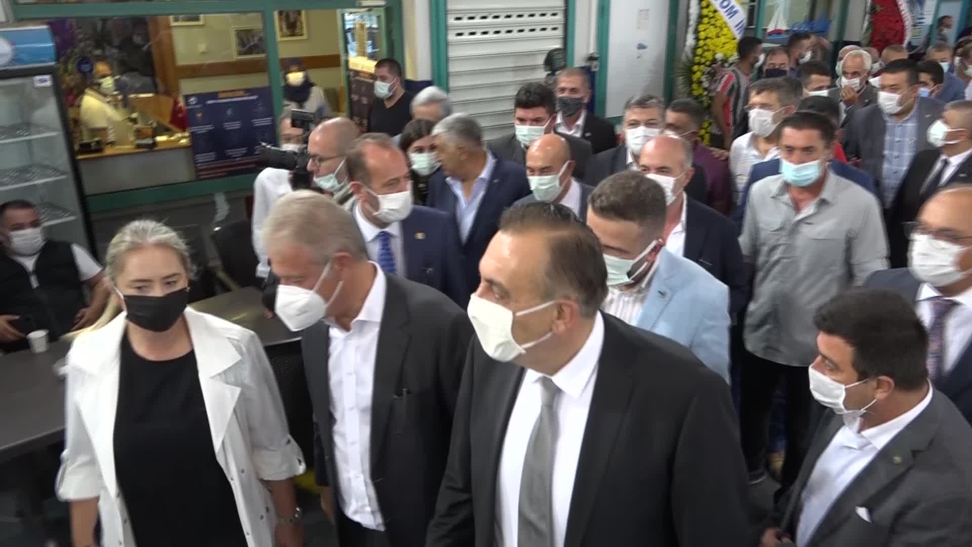 İZMİR’DE BALIK SEZONU AÇILDI... BAŞKAN SOYER'DEN “VİRA BİSMİLLAH”