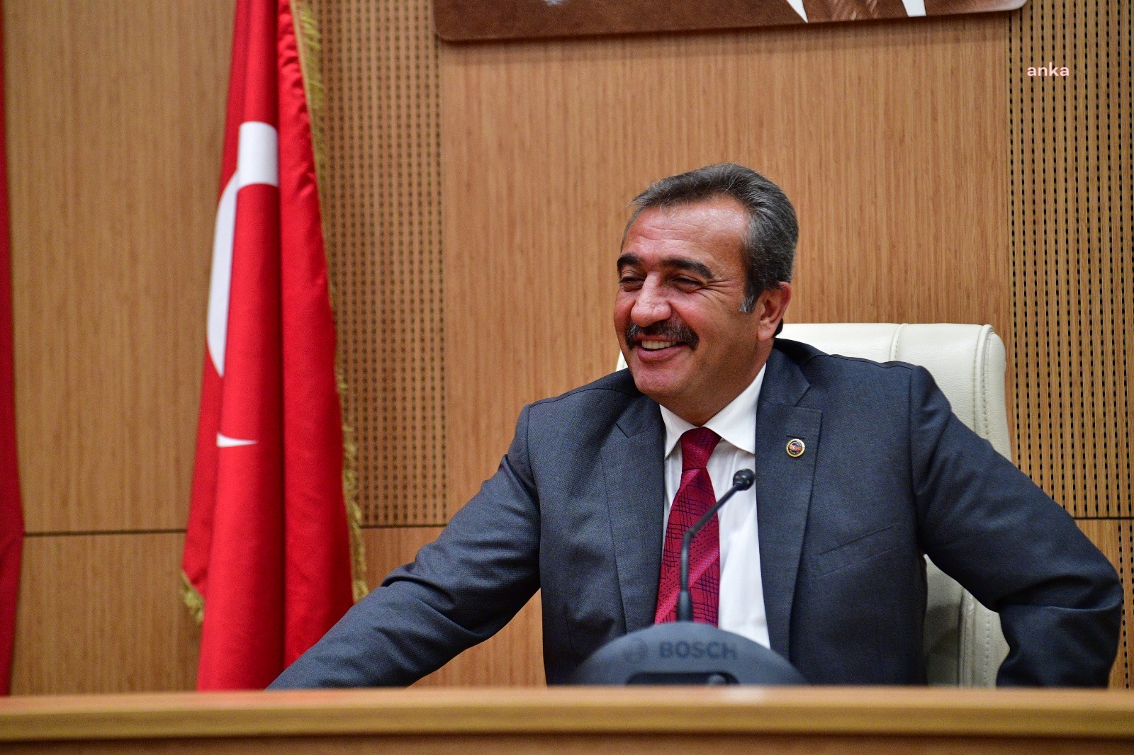 ÇUKUROVA BELEDİYE BAŞKANI ÇETİN’DEN SİYASİ ÜSLUP UYARISI